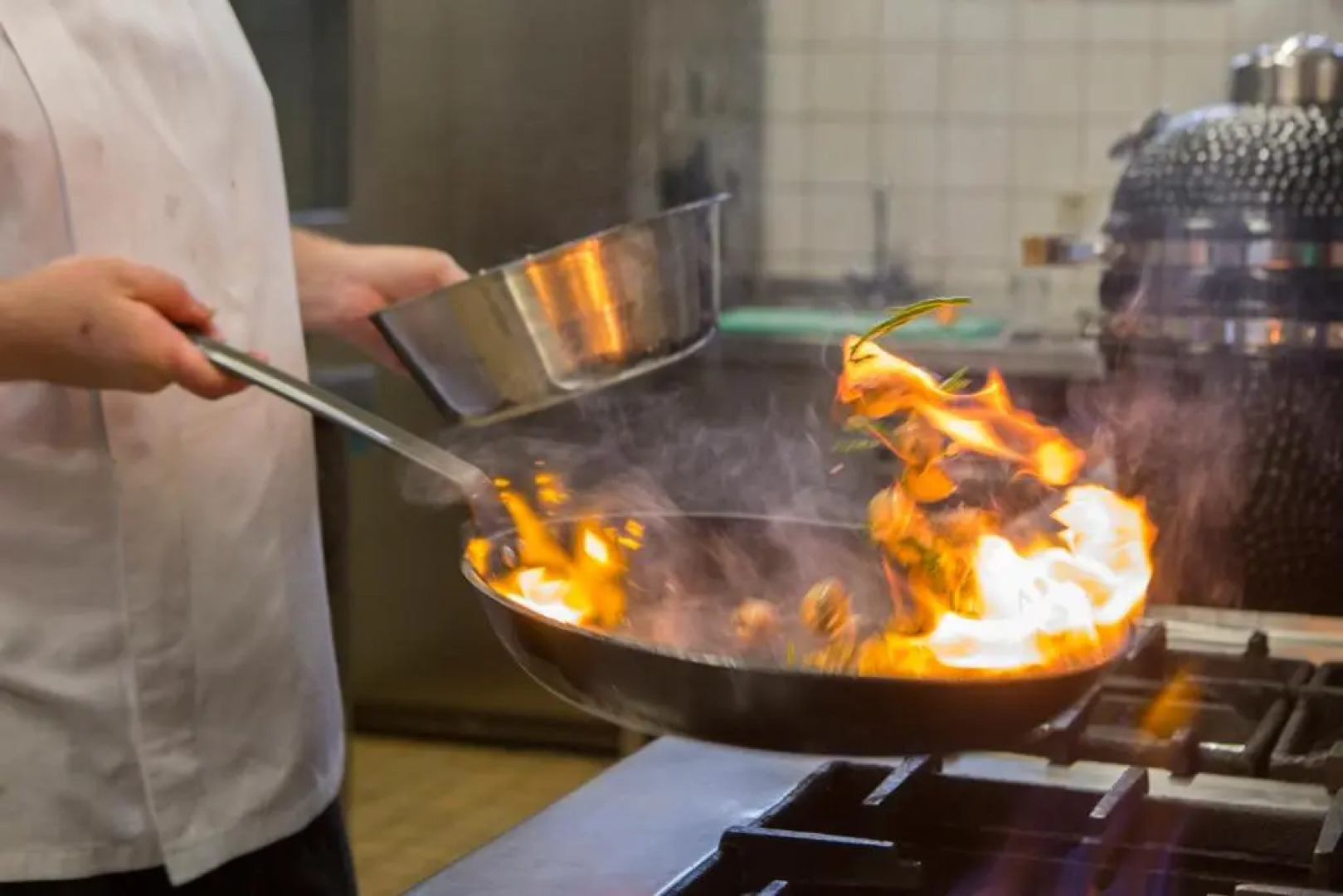 Golden Tulip LEscaut