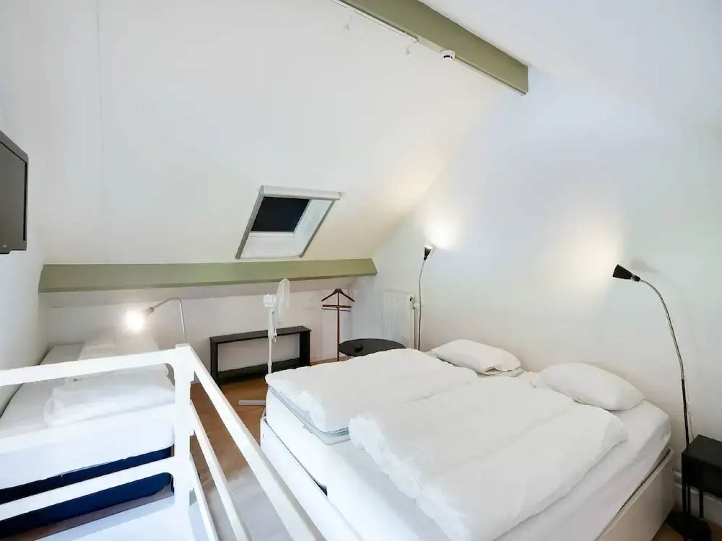 Voeren Mansion With Garden