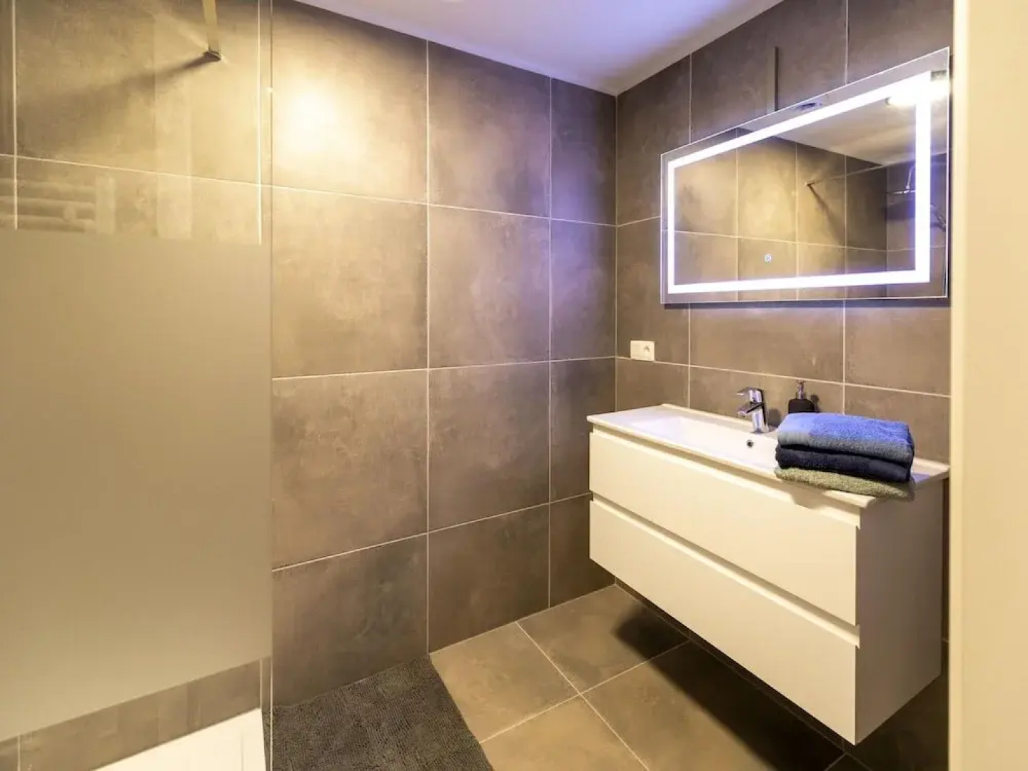 Apartment in Maasmechelen for 4 Person