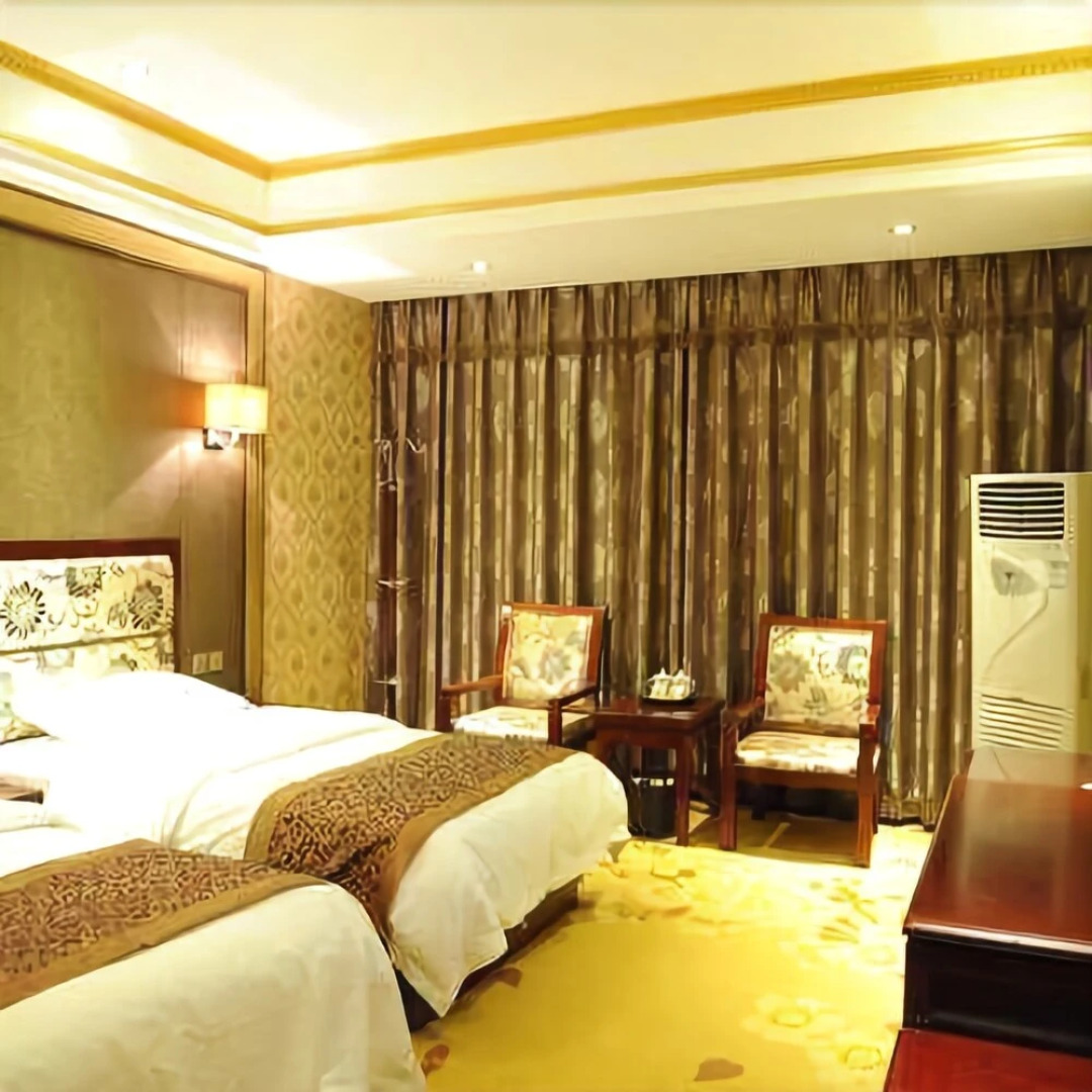 Sunlight Holiday Big Hotel