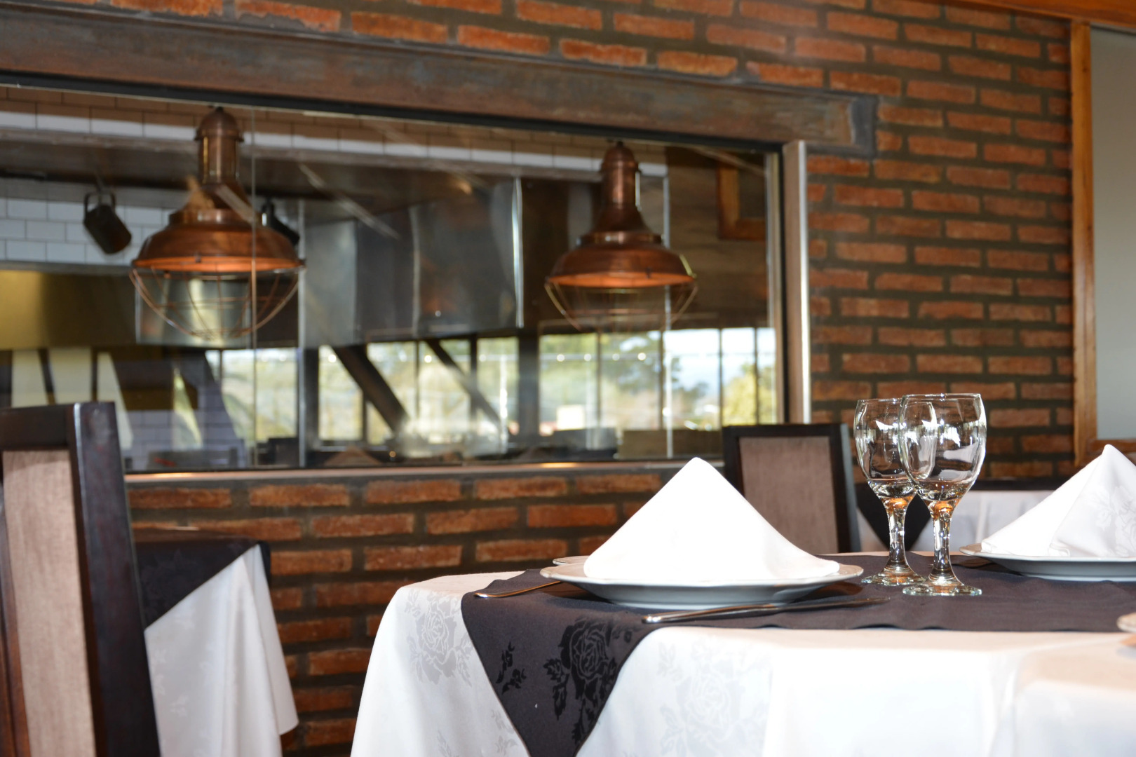 Portal del Lago Hotel