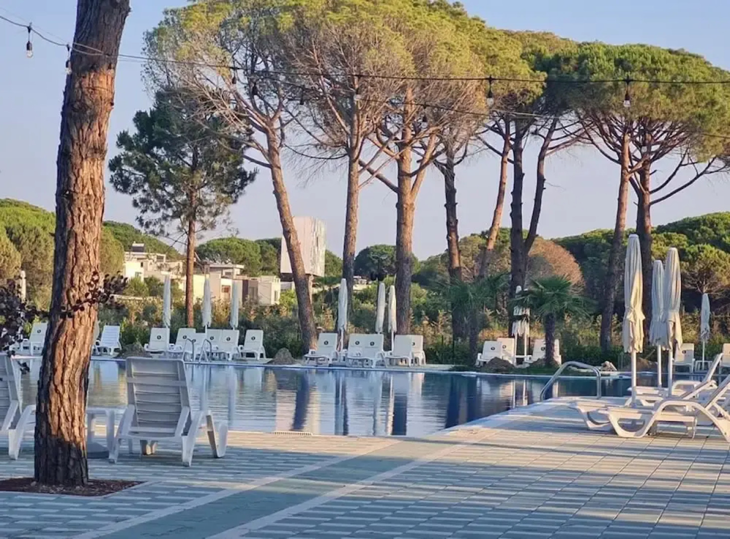 Lovely 2-bed Apartment in Gjiri i Lalzit