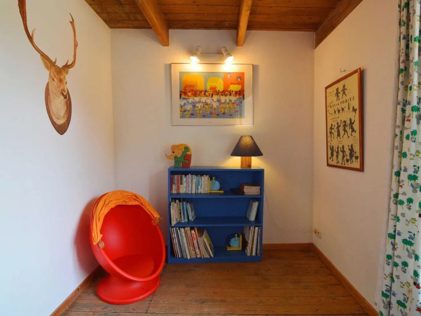 Modern Farmhouse in Chassepierre with Terrace