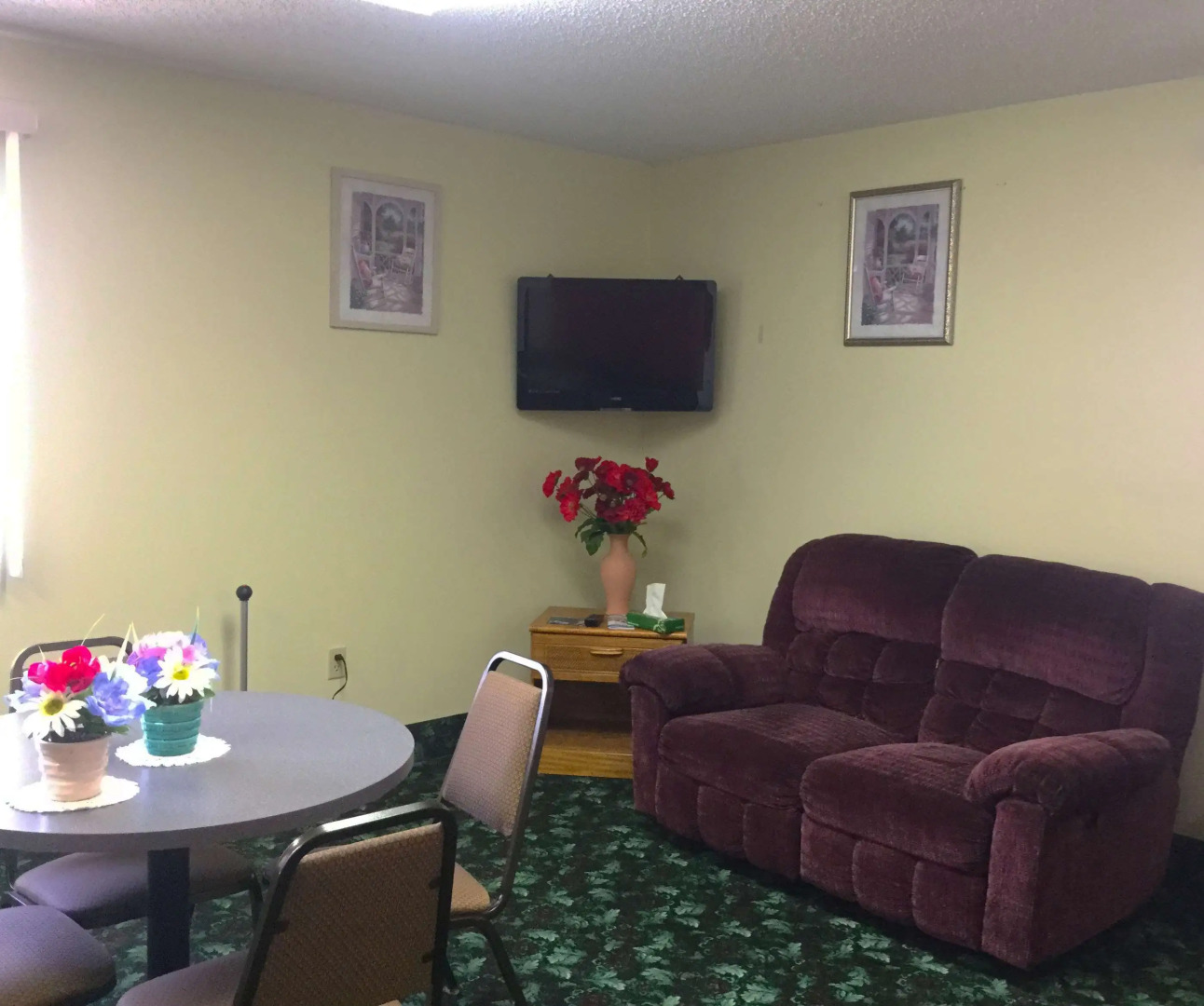 Americas Best Value Inn West Frankfort