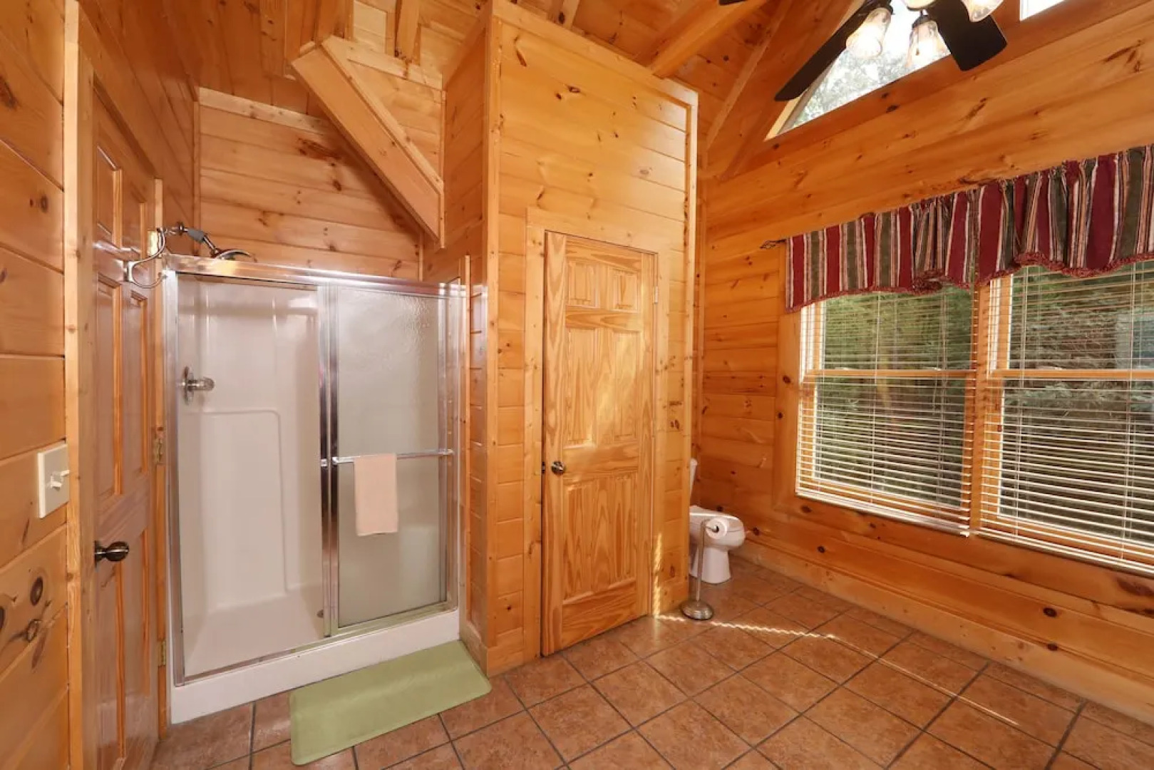 Mayberry - Three Bedroom Cabin