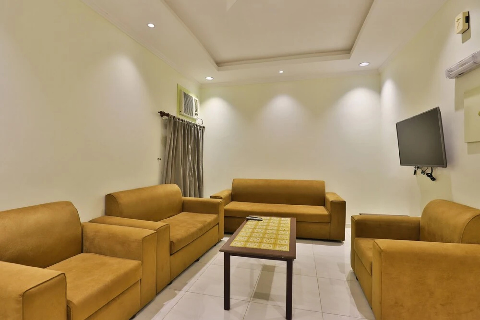 OYO 311 Dorrat Tarff Hotel