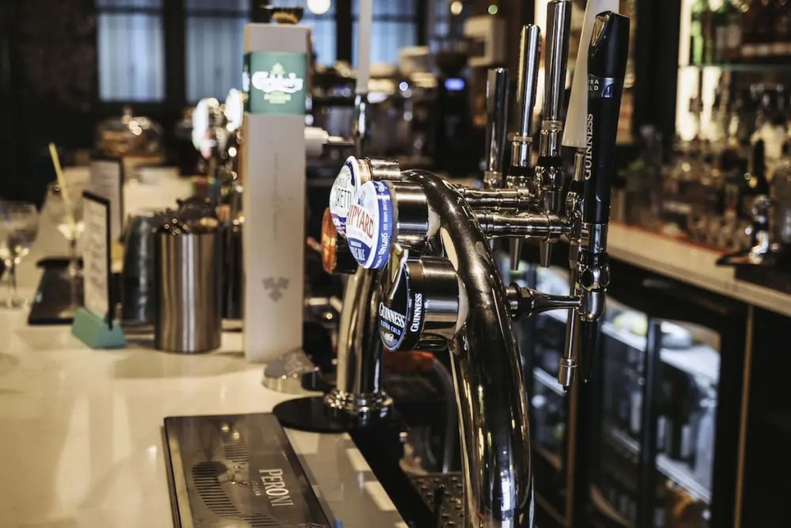 The Royal Bar & Shaker