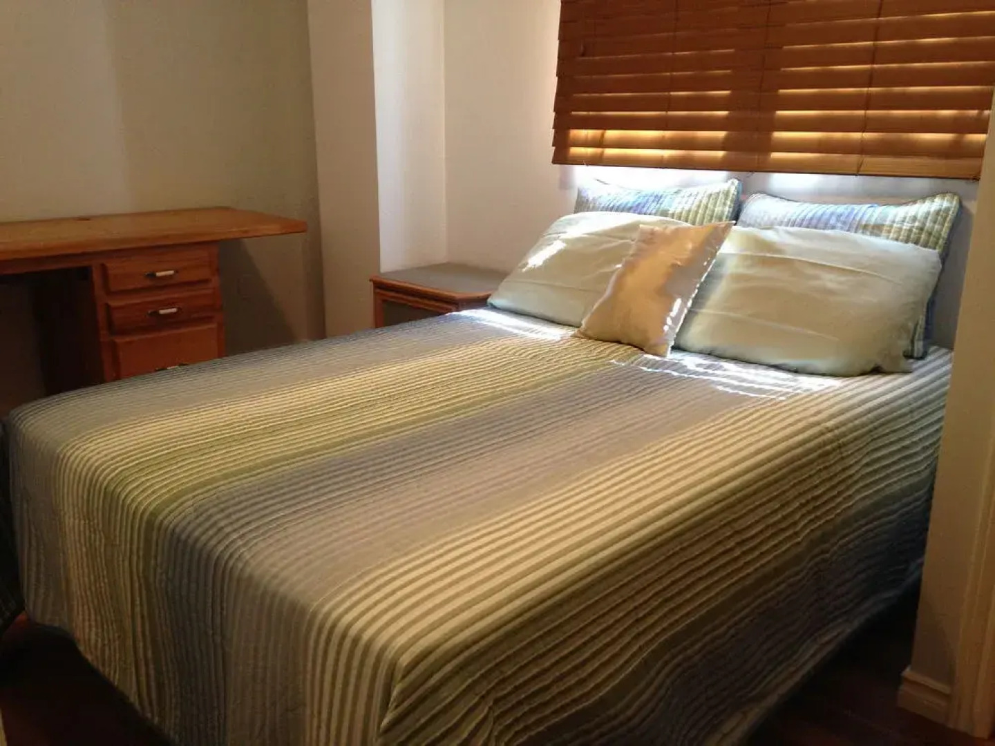 Warbler's Roost Country Inn B&B