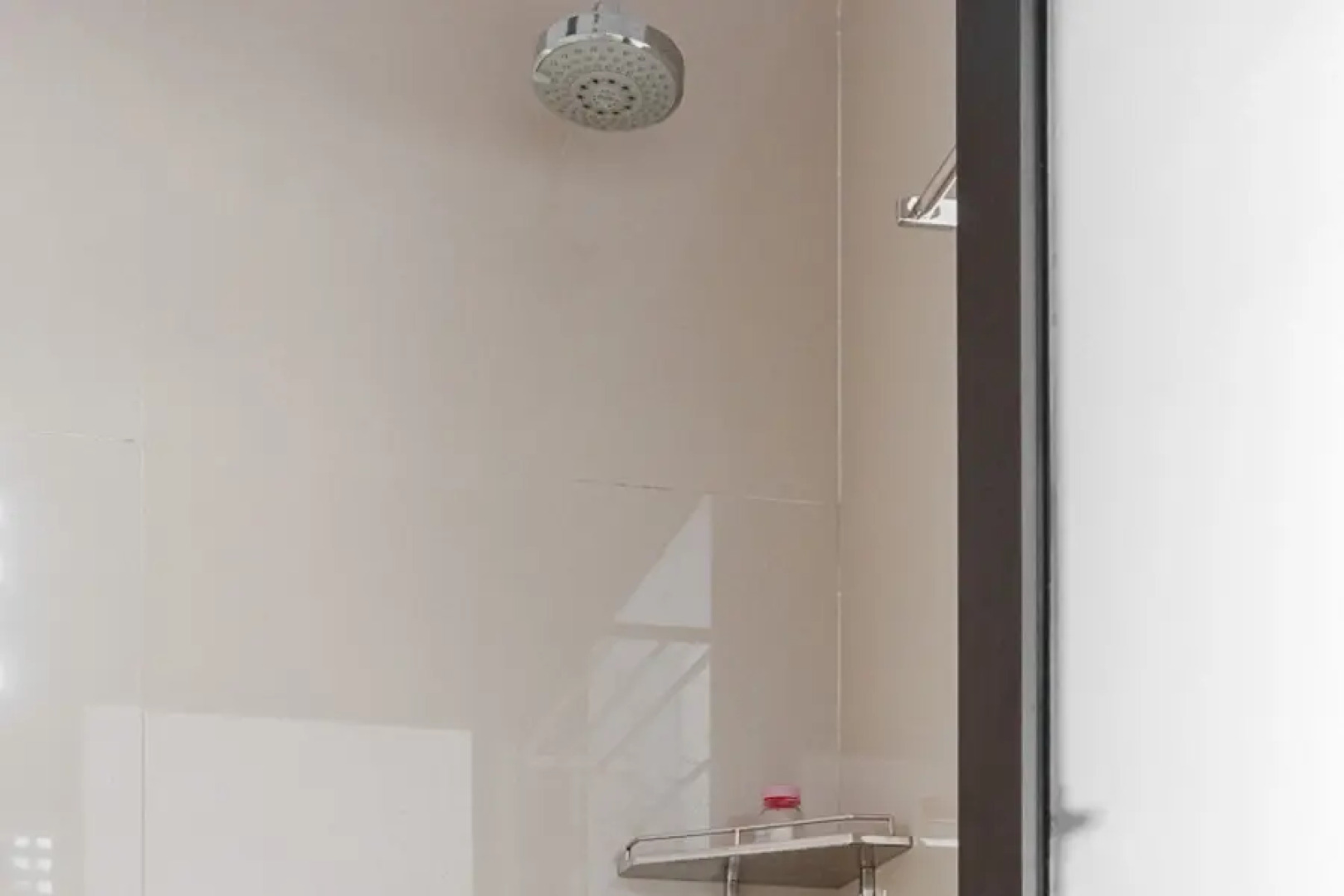 RedDoorz near Jawa Timur Park 3