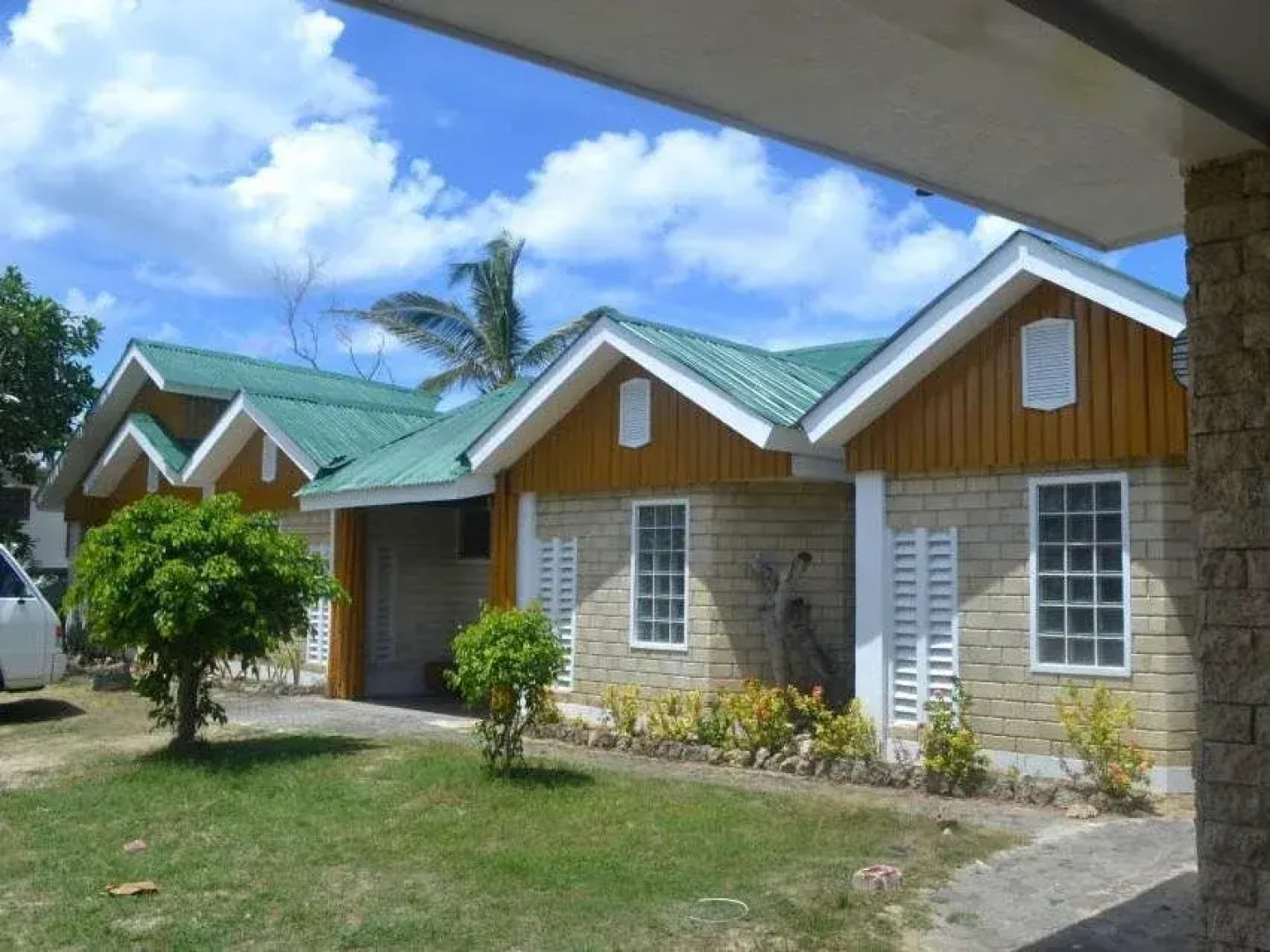 Seahorse Tourist Inn