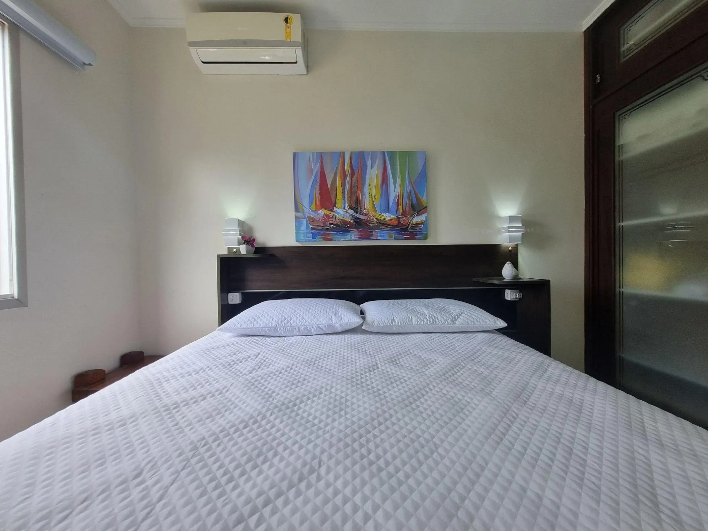 Apto em frente à praia em Caraguatatuba