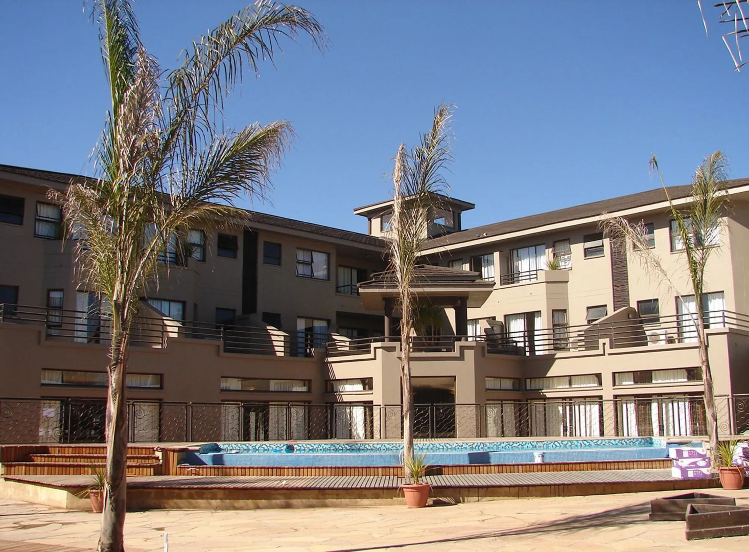 The Lakes Hotel and Conference Centre