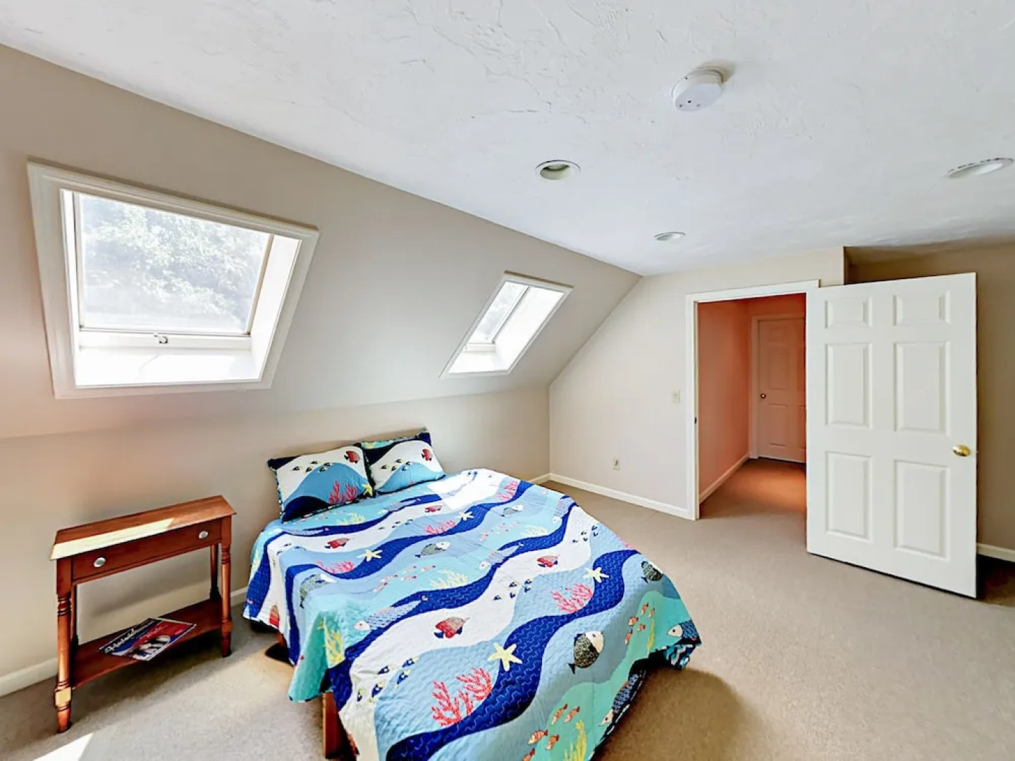 Countryside Home 4 Bedrooms 2 Bathrooms Home