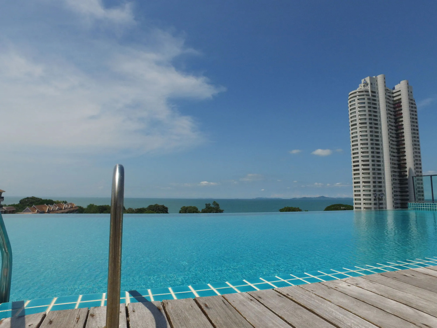 Hamilton Grand Residence