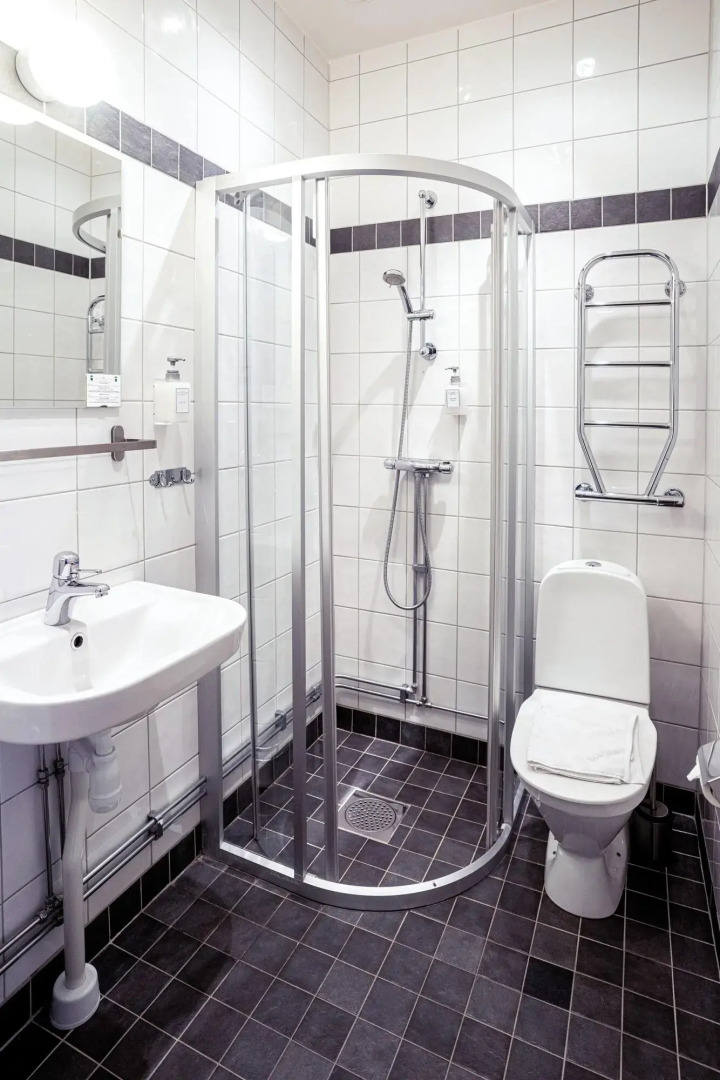 Queen's Hotel by First Hotels