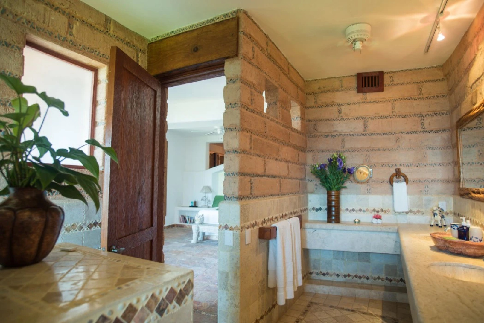 Villa El Ensueño by La Casa Que Canta