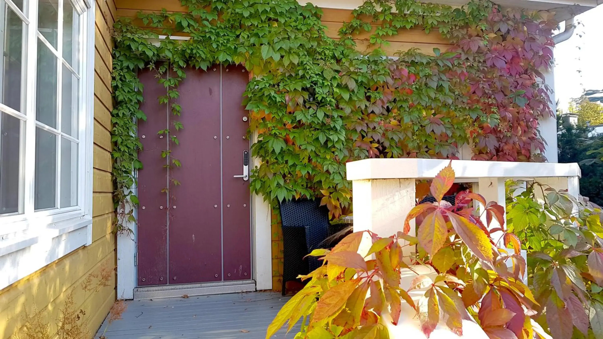 Theater and Beach Apartment