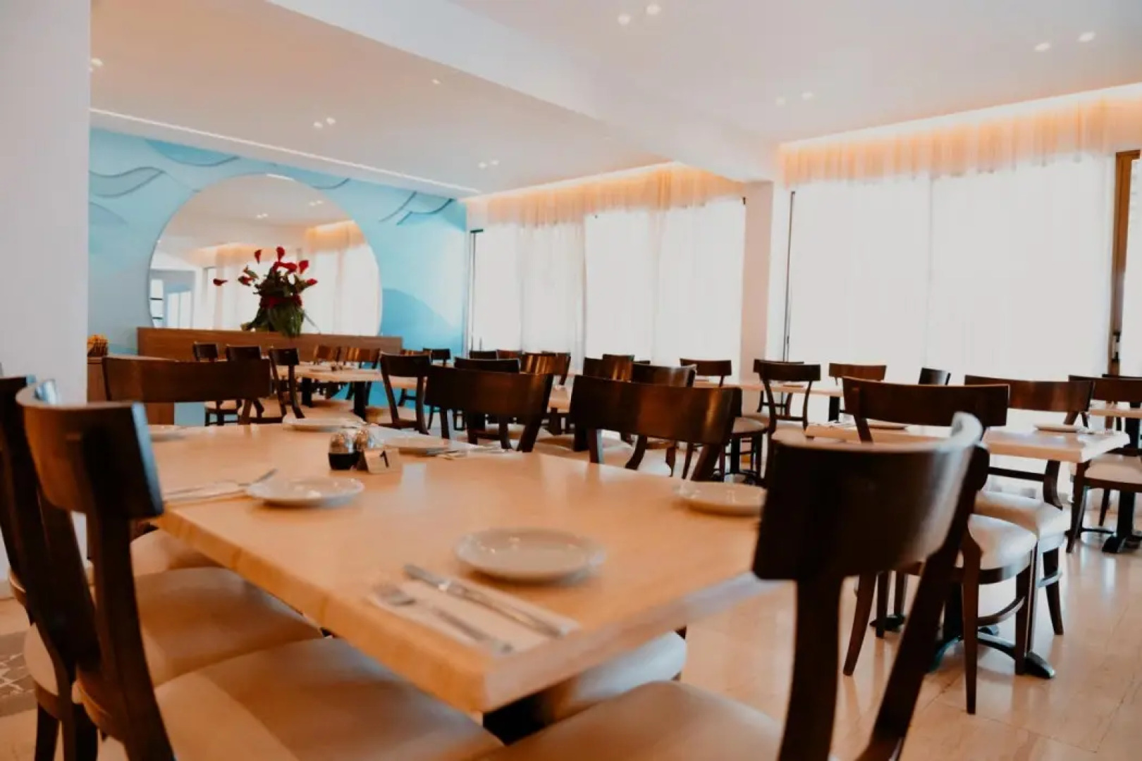 Penelope Beach Hotel Apts