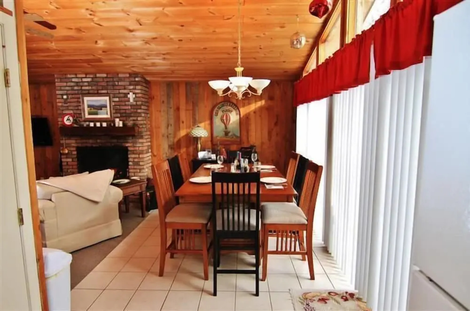 South Londonderry Home, Walk to Magic Mtn Ski Area