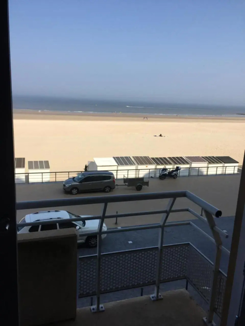 Prachtige Studio in Oostende Met Verwarmd Zwembad