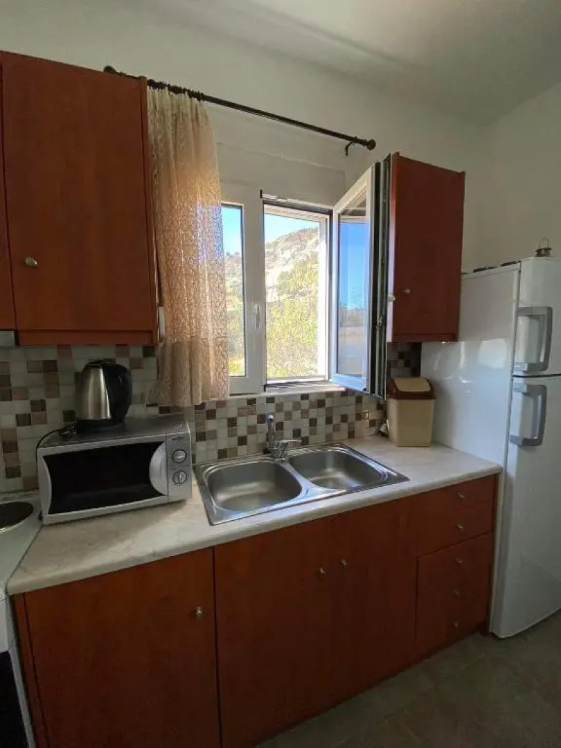 Giannis-Kleopatra House 1