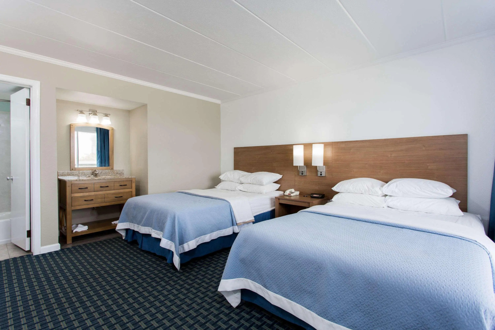 Mariner Inn and Suites