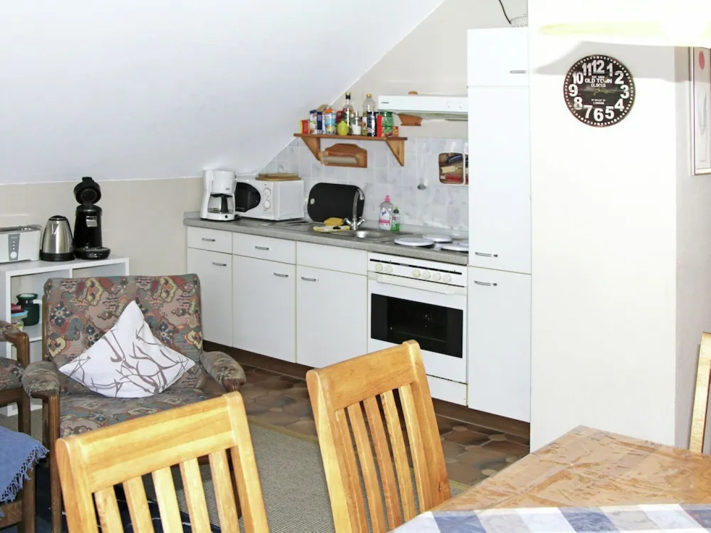 Farmhouse in Park With Terrace, Garden, Bbq, Bicycles