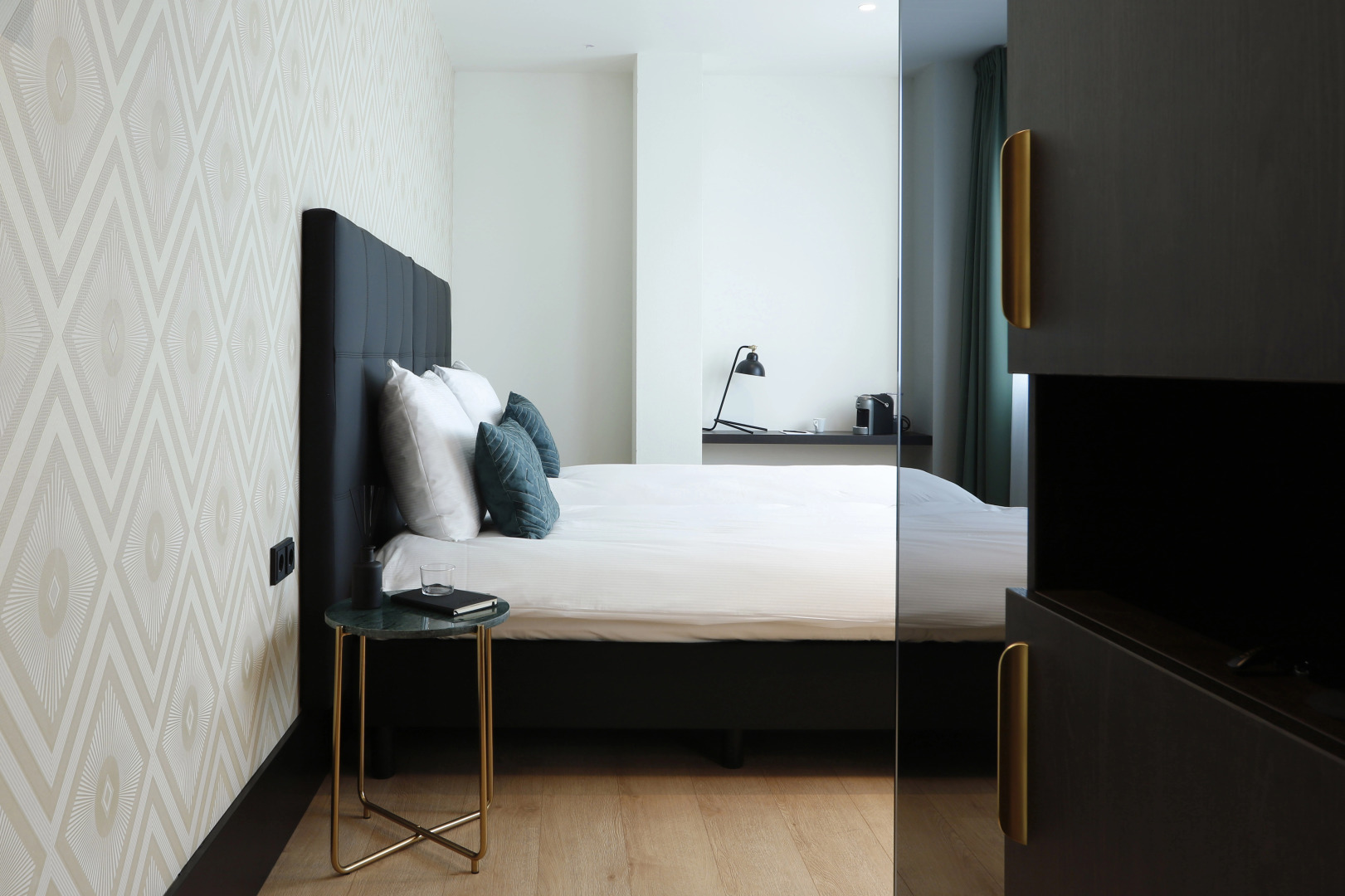 The James Hotel Rotterdam