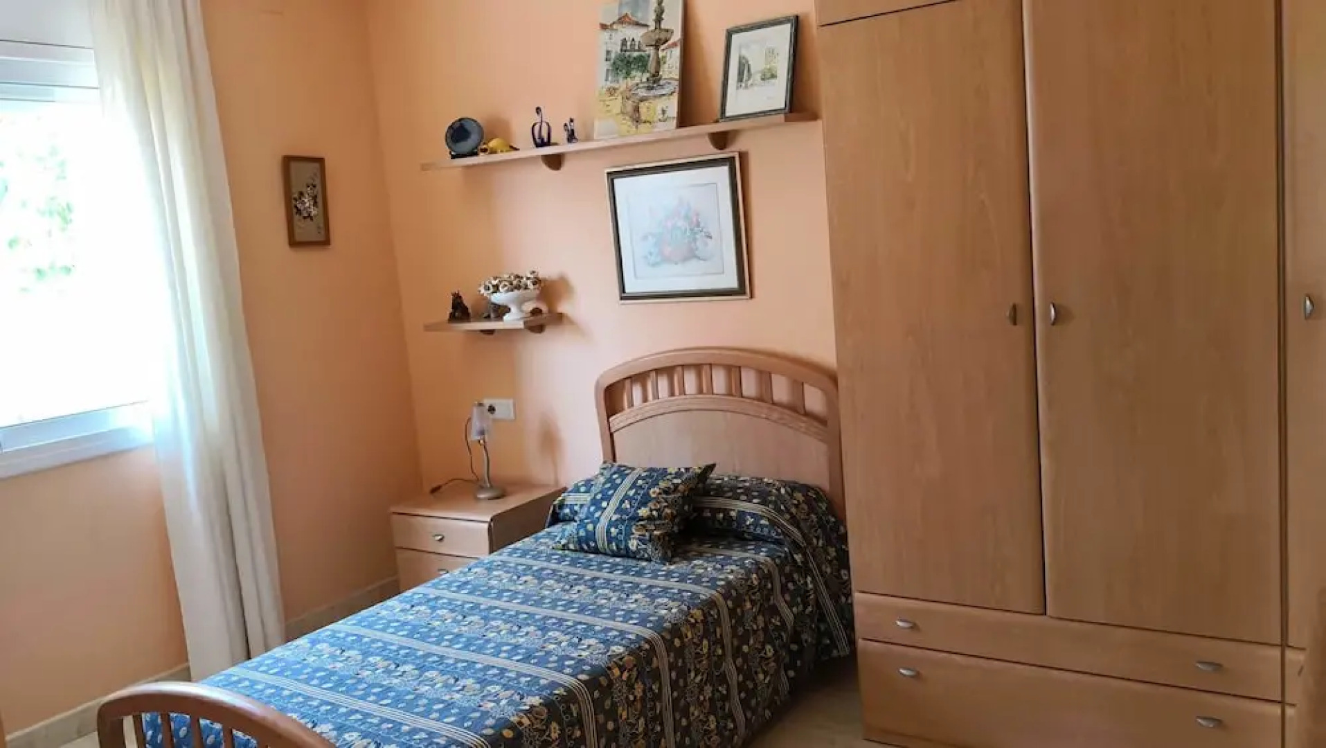 Villa familiar buhardilla piscina y BBQ