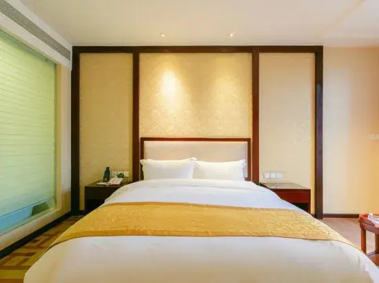 Longxi International Hotel