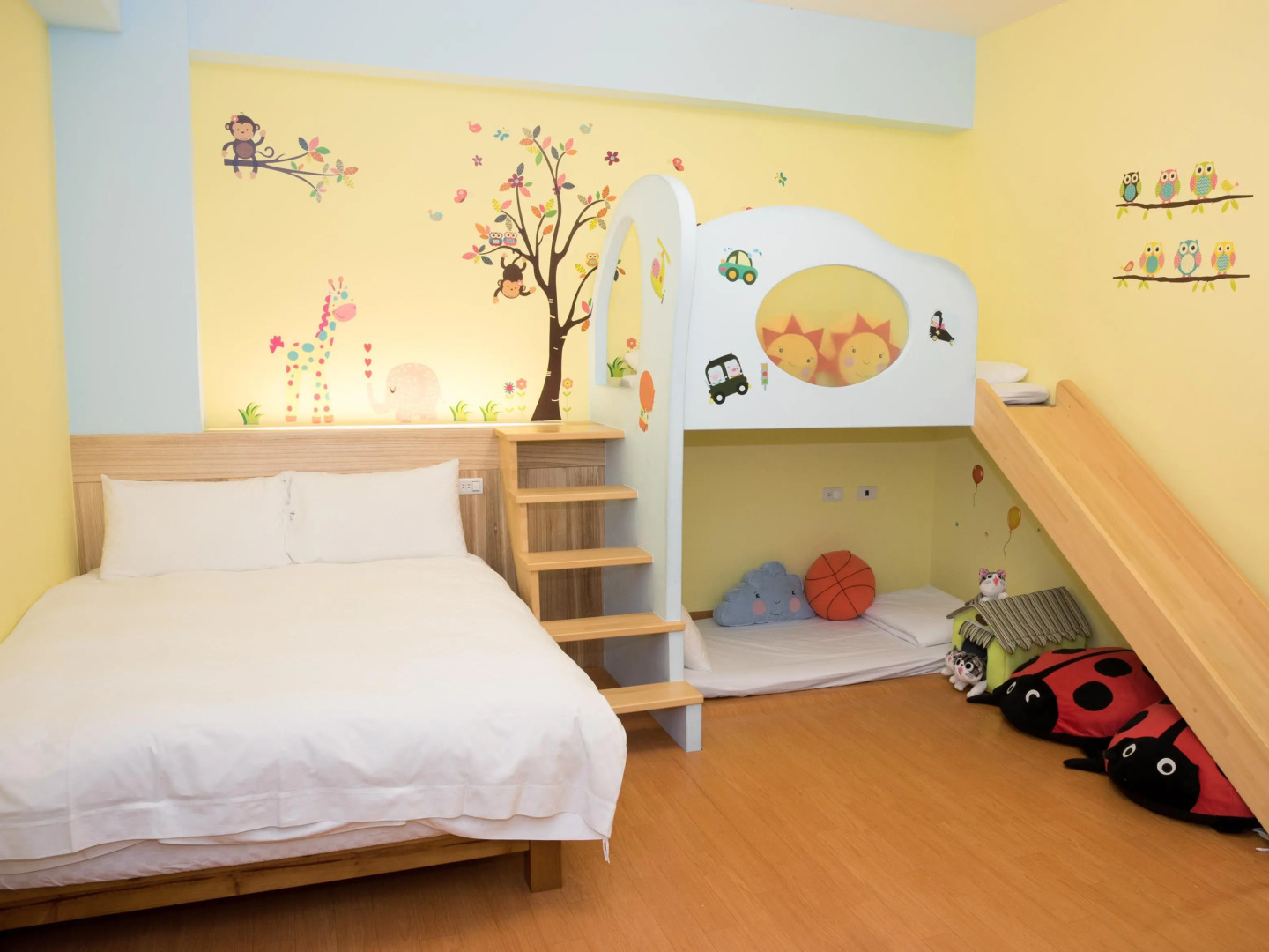 Happy Hualien Bed and Breakfast