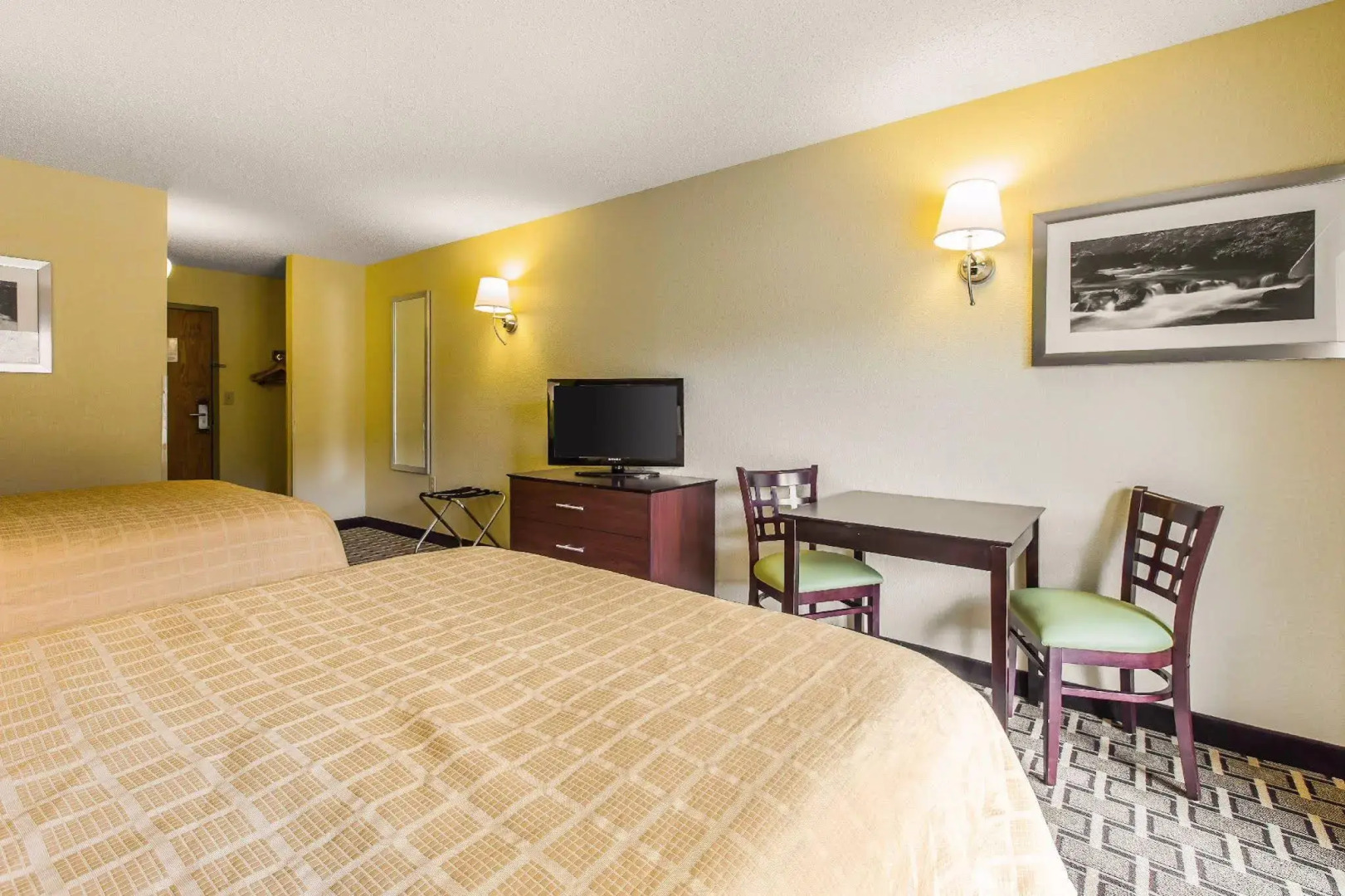 Quality Inn Cherokee Riverside