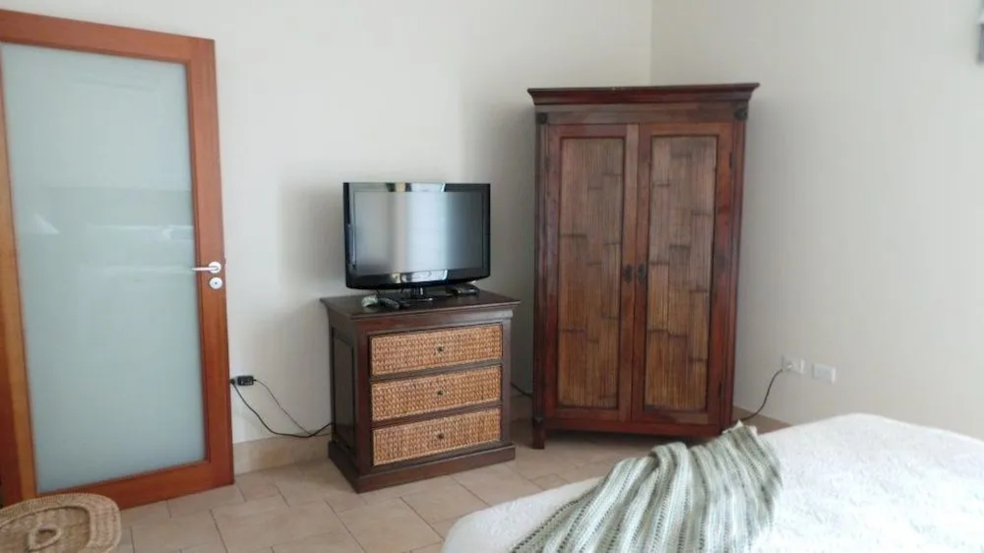 Ocean's Luxury 2 Bedroom Suites
