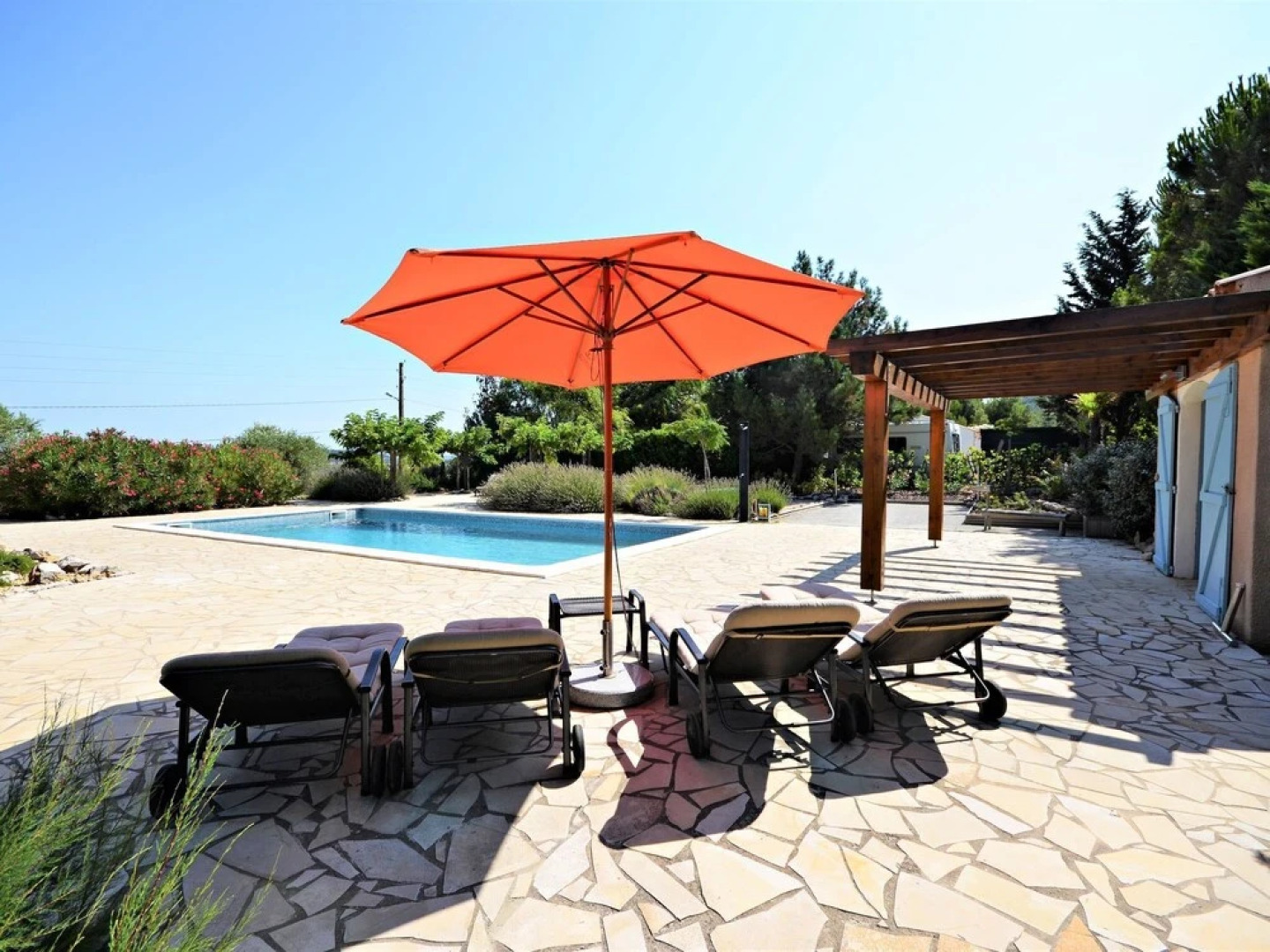 Modern Villa in Montbrun-des-Corbieres with Private Pool