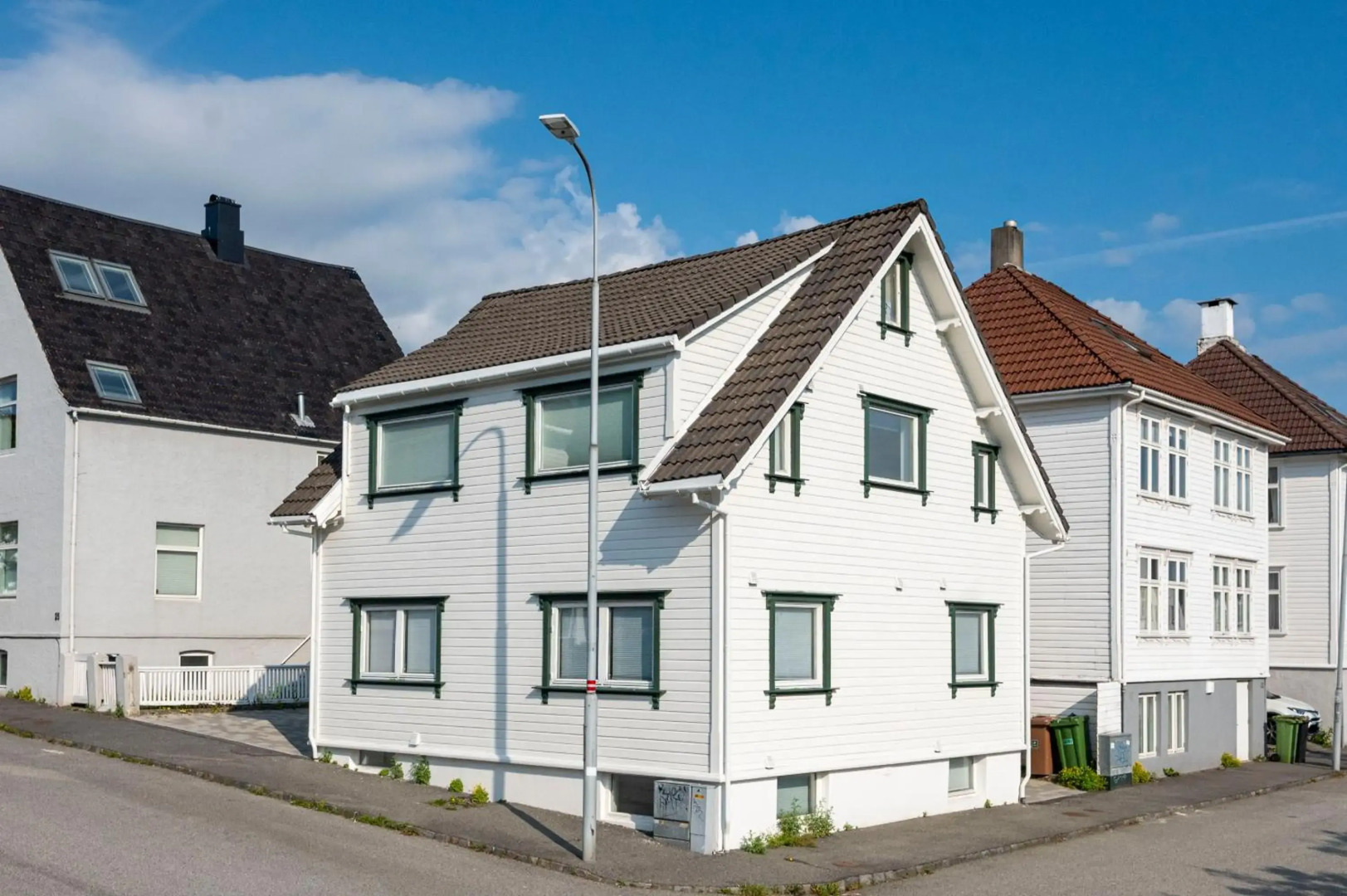 Unique and Spacious Apt close to City Centre