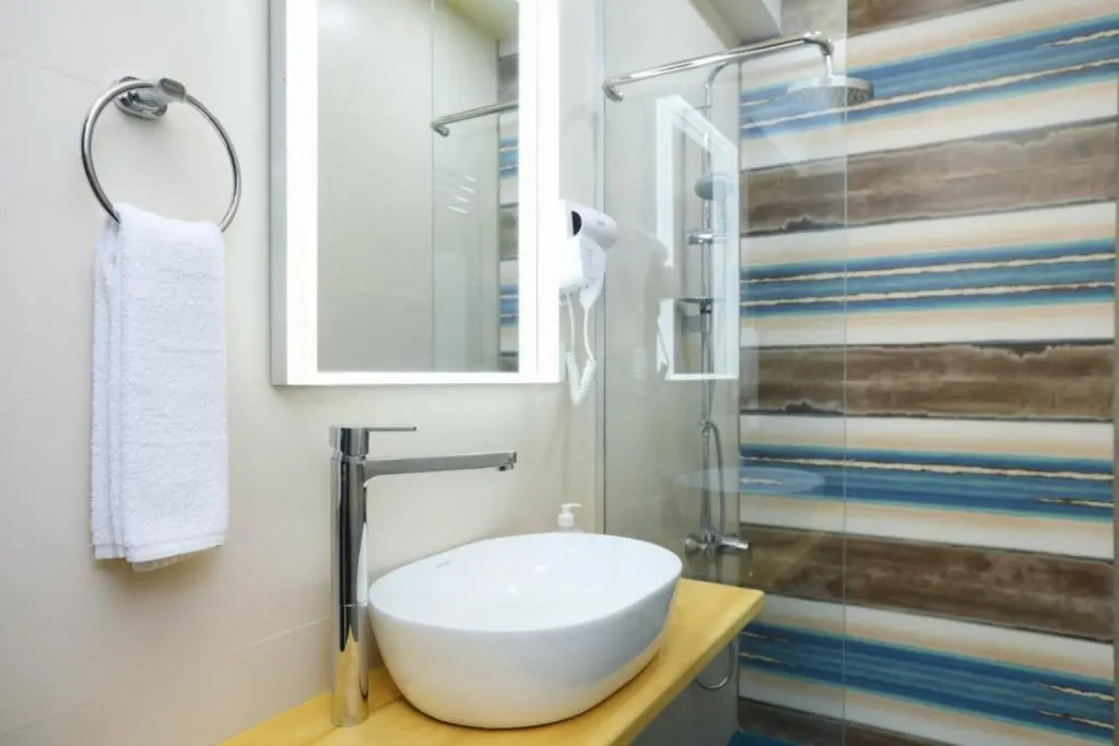 Stay Inn-Apartments on Abovyan 32