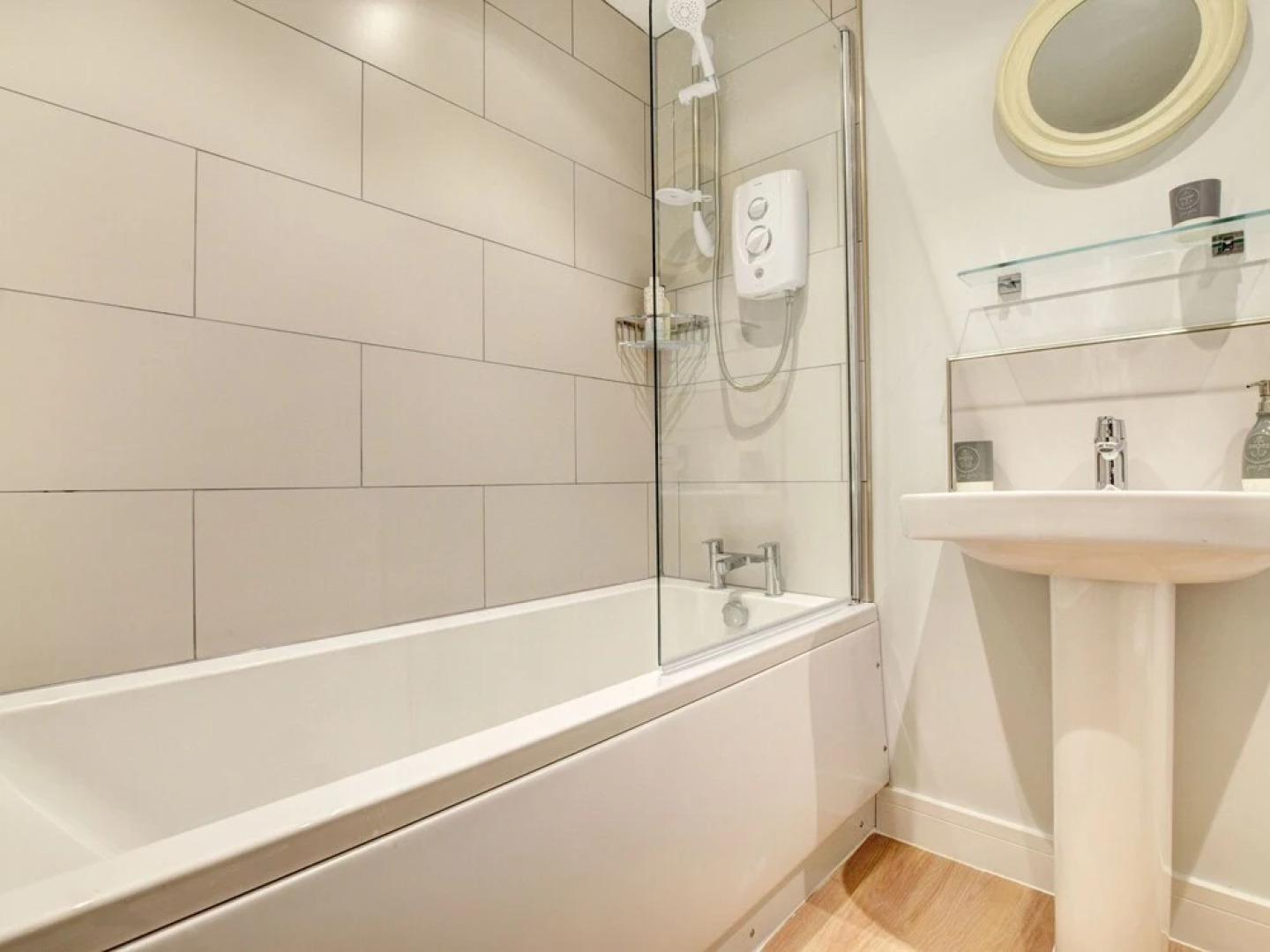 Beautiful Luxury Apartment Located in the Tranquil Village of Kingswear