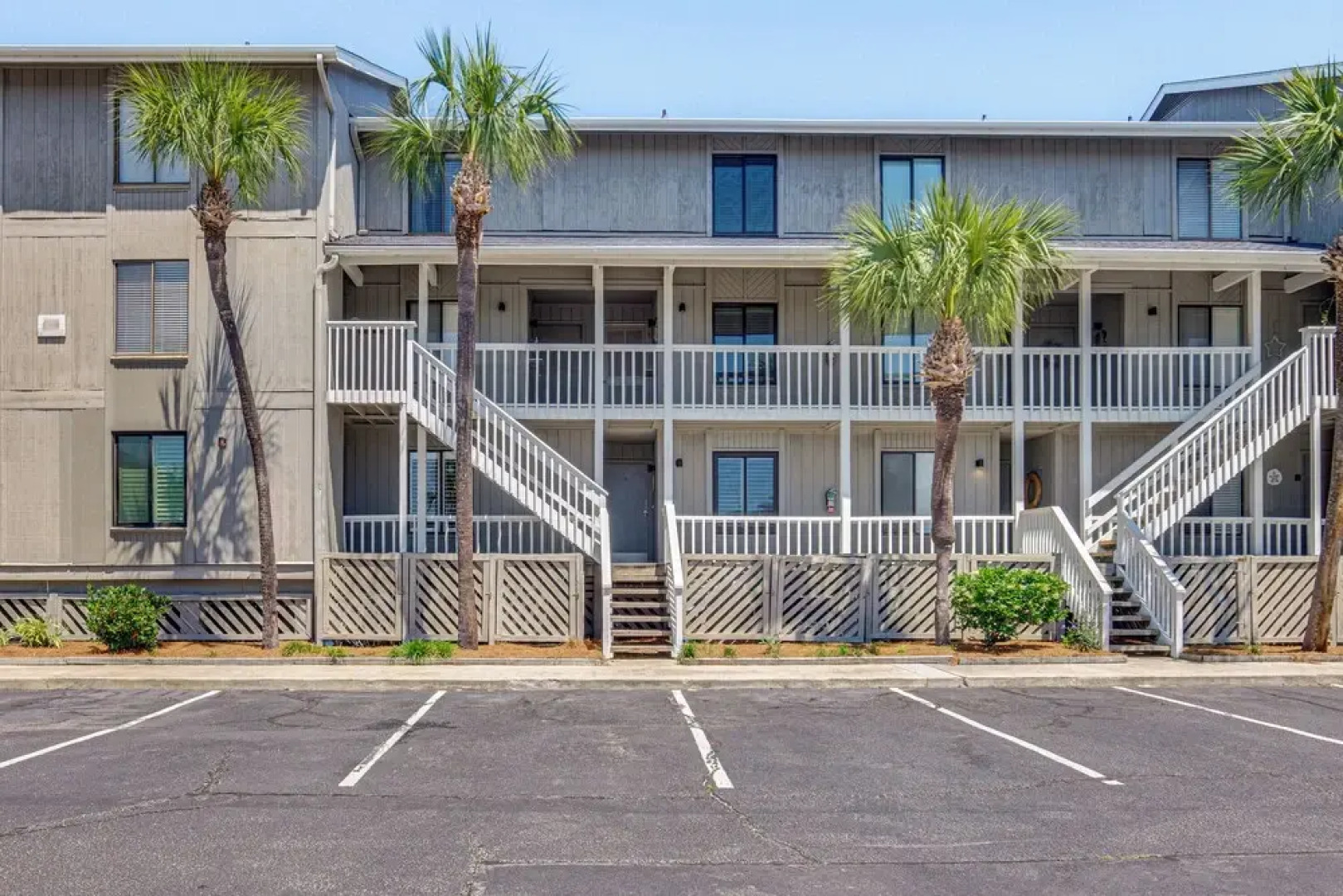 St Helena Island Condo w/ Beach Views & Porch!