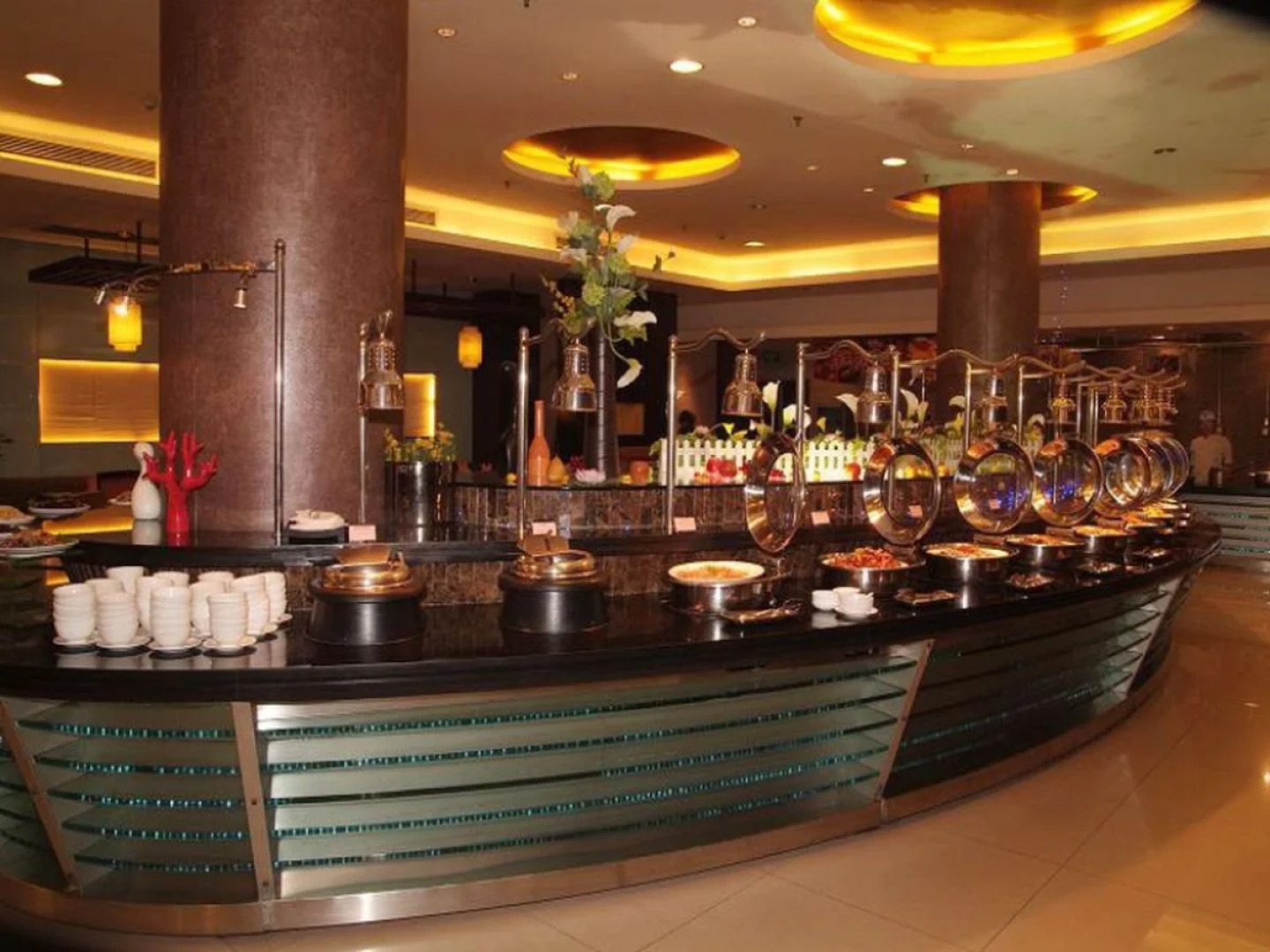 Maochen New Century Hotel