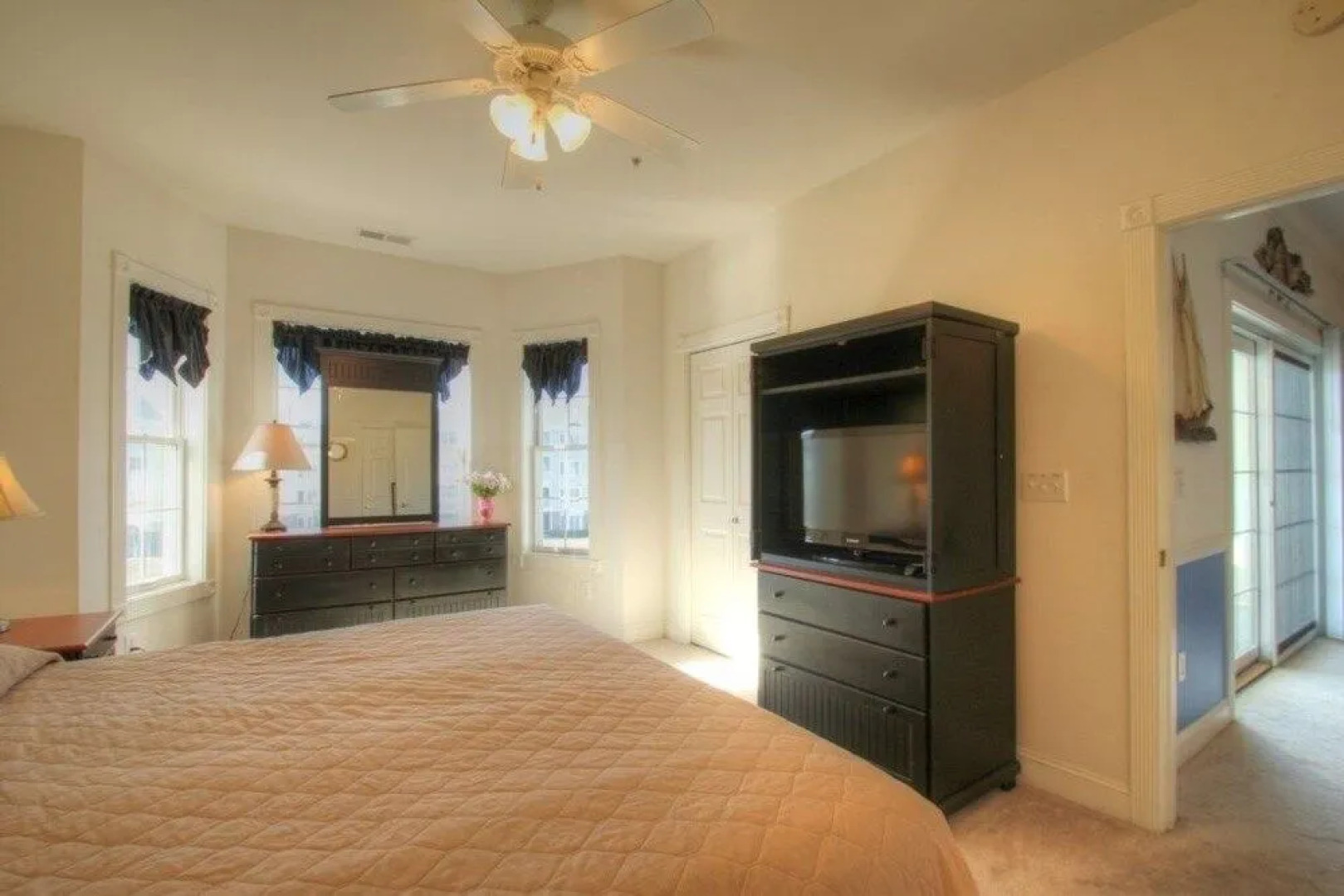 Magnolia Pointe 304 4811 2 Br condo by RedAwning