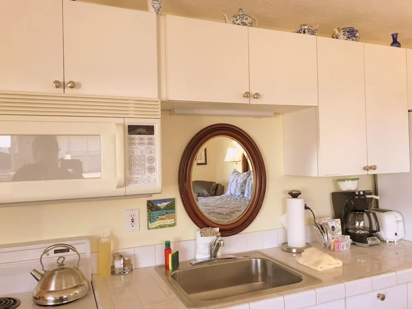 The Tradewinds Condo/Hotel