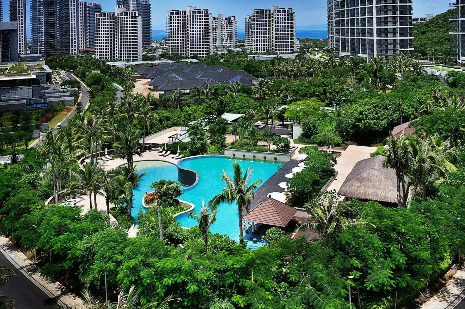 Serenity Coast All Suite Resort Sanya