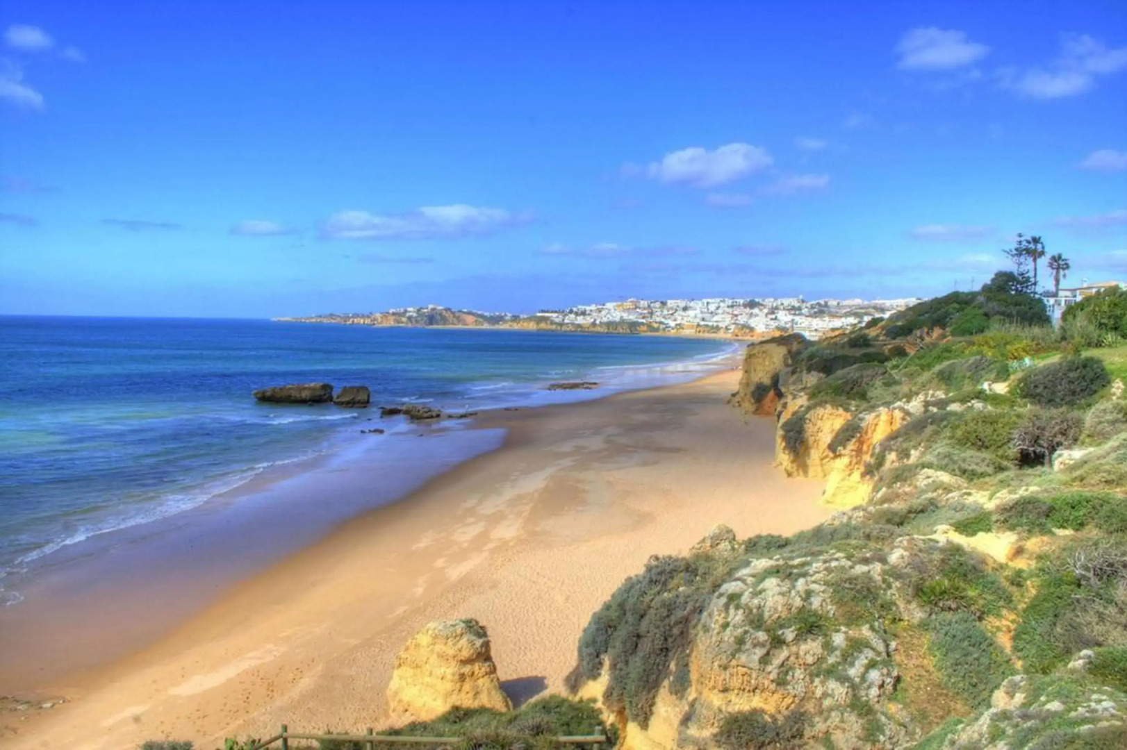 Auramar Beach Resort