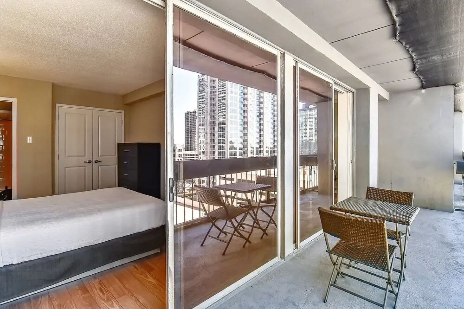 Stay Alfred on Fannin Street