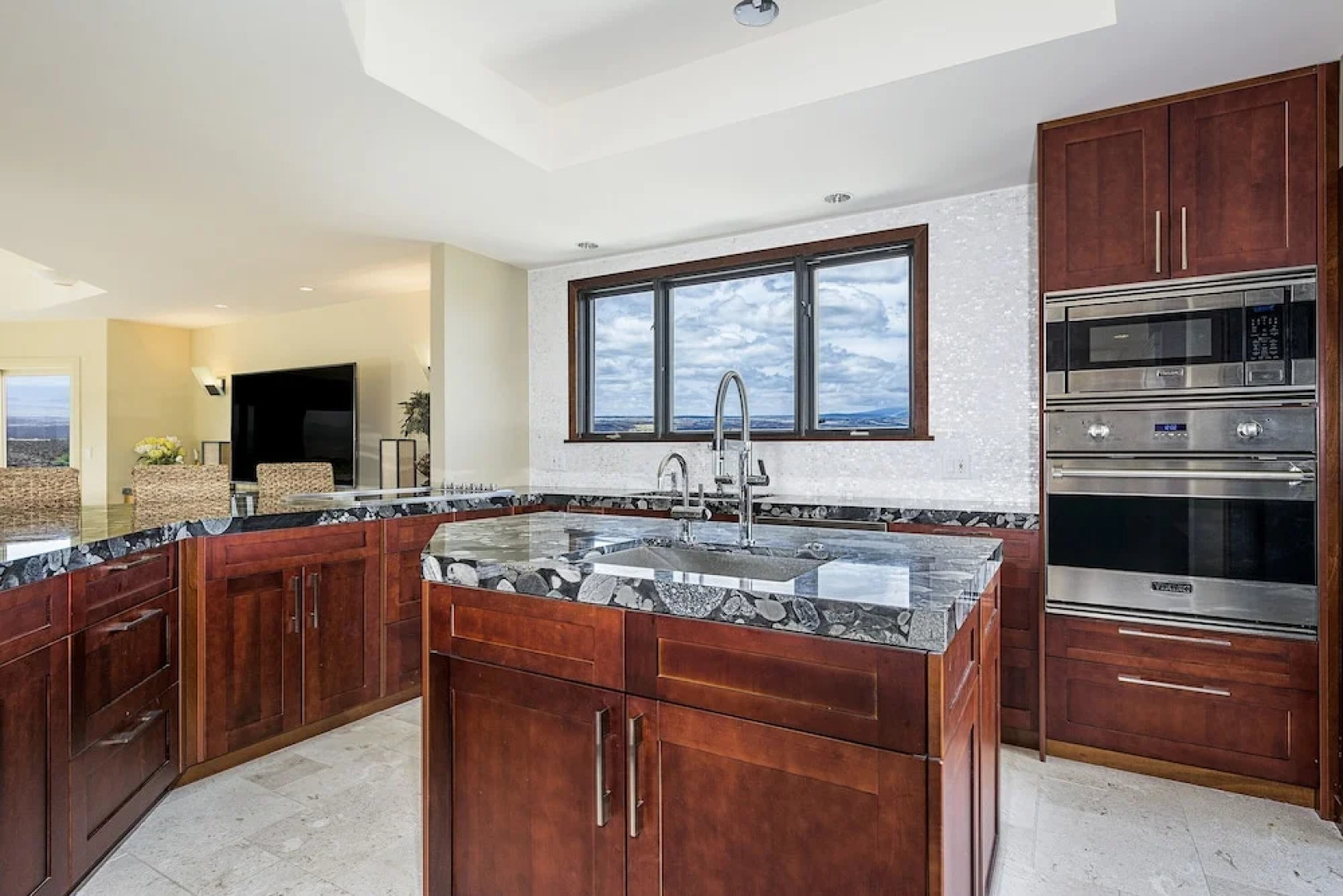 The Oasis 5 Bedrooms 5 Bathrooms Home