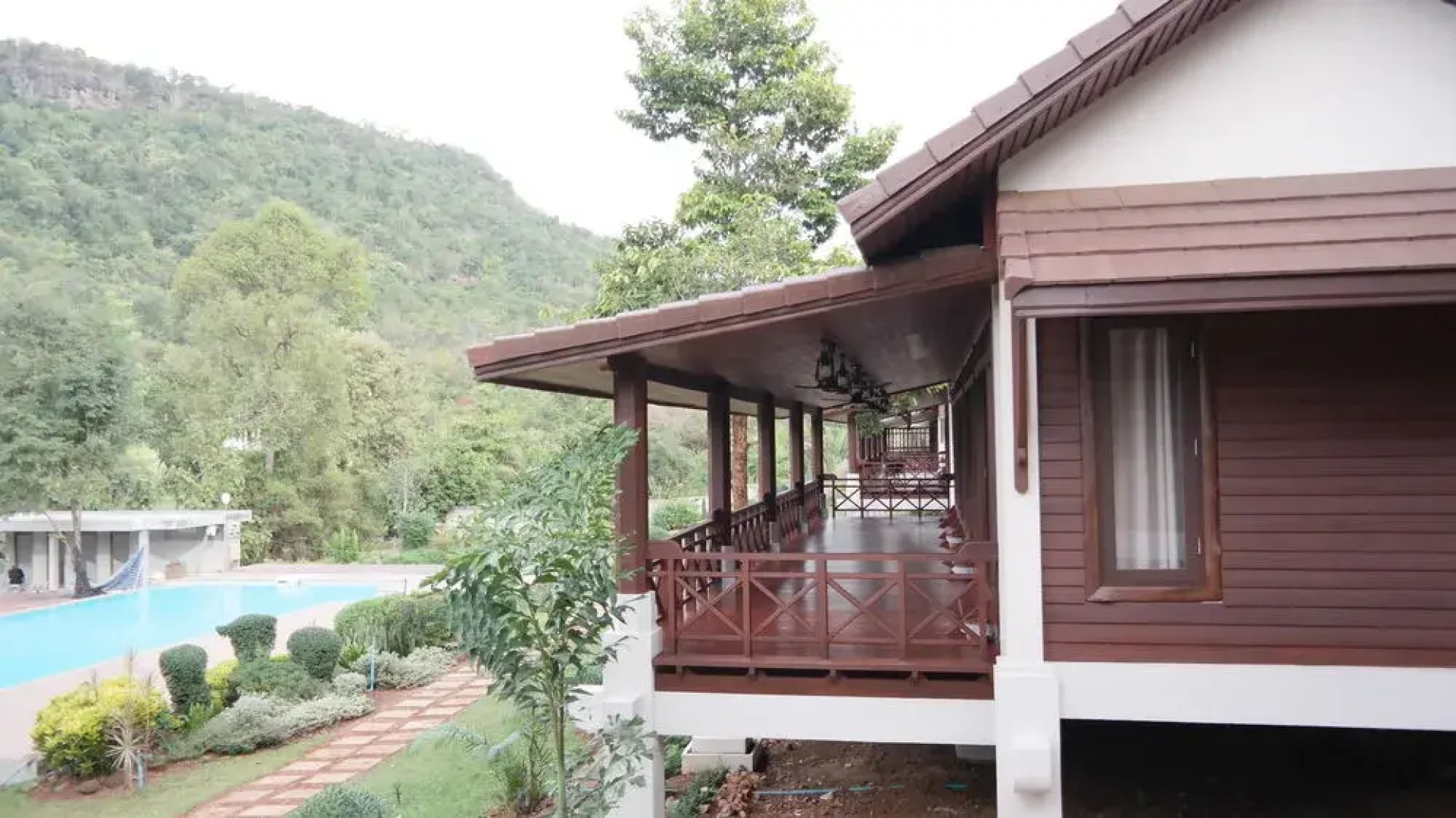 Phubachiang Golf & Resort Pakse