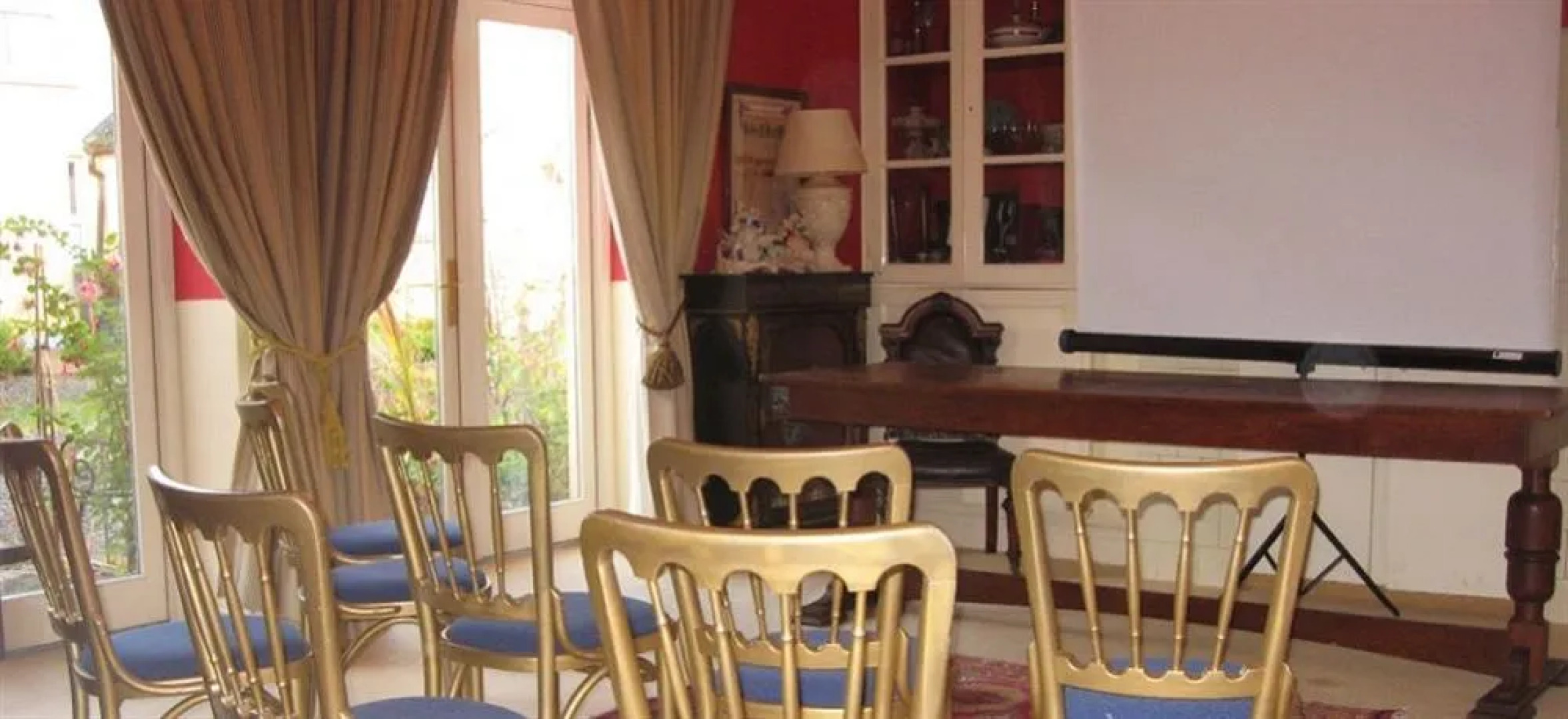 The Mustard Seed at Echo Lodge