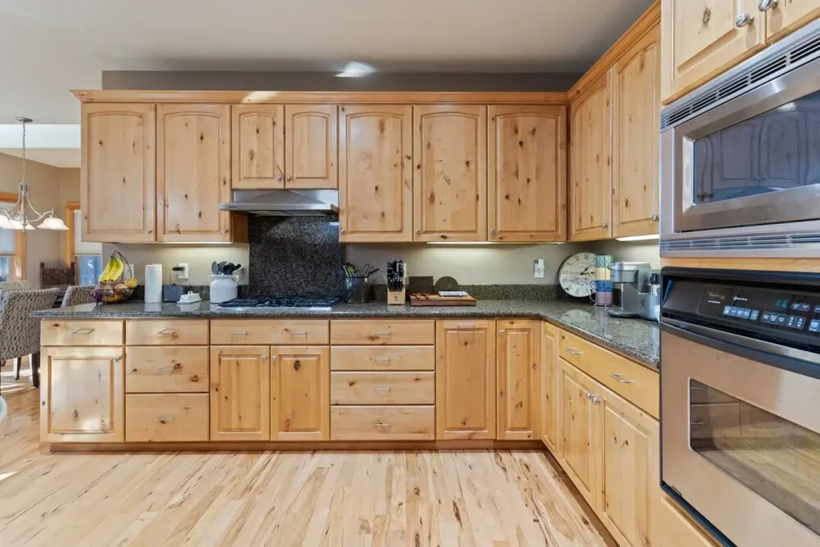 Luna View 3 Bedroom Home by Redawning