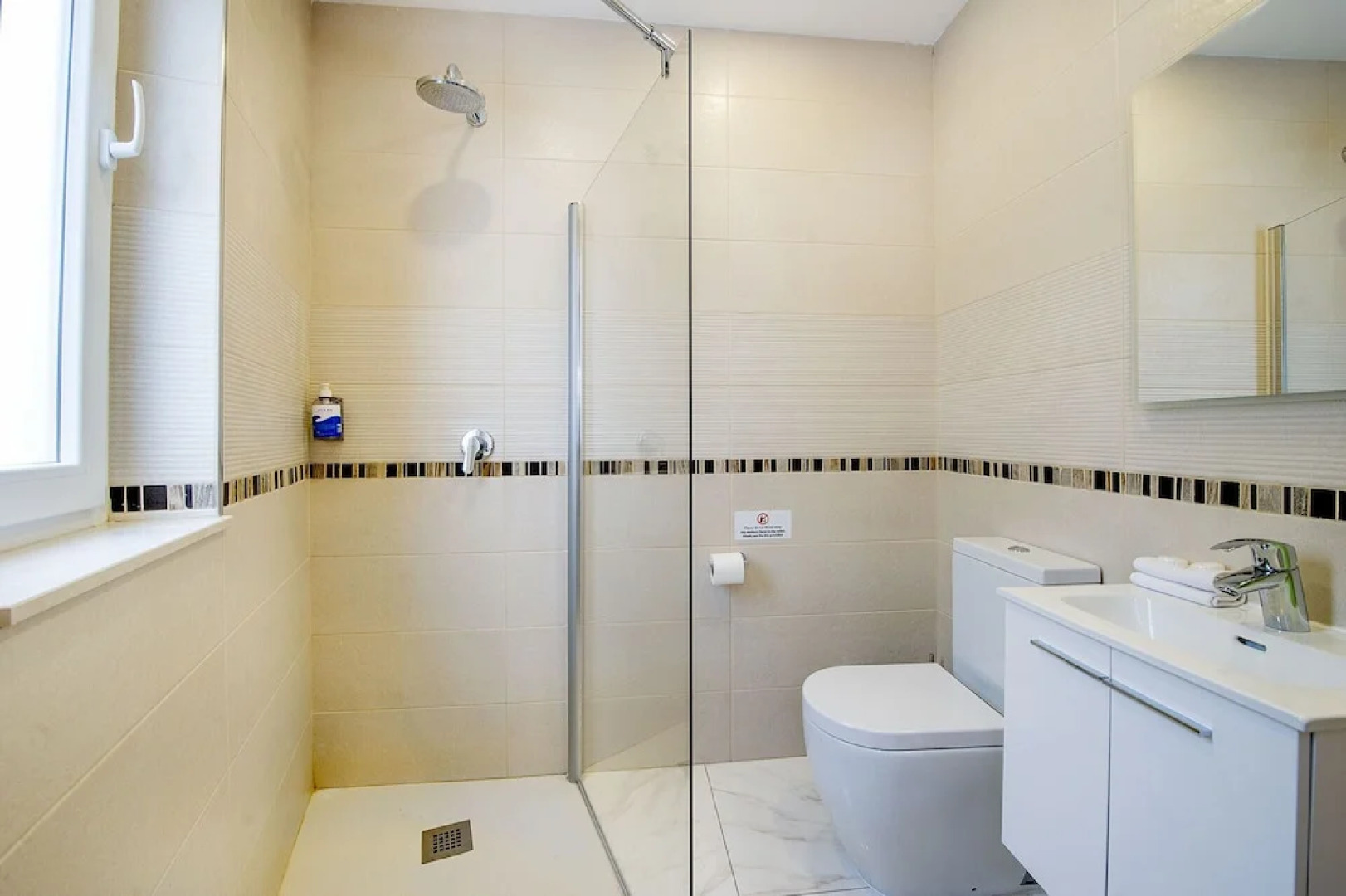 South Wind Guesthouse