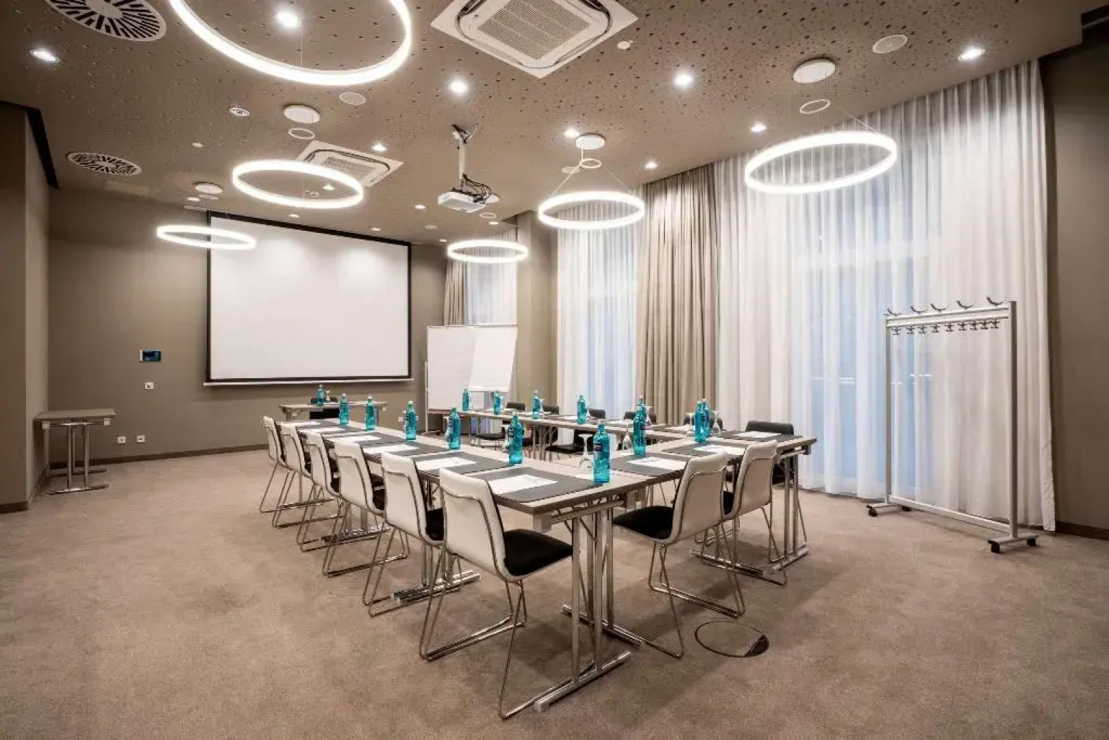 Hey Lou Hotel Monheim am Rhein